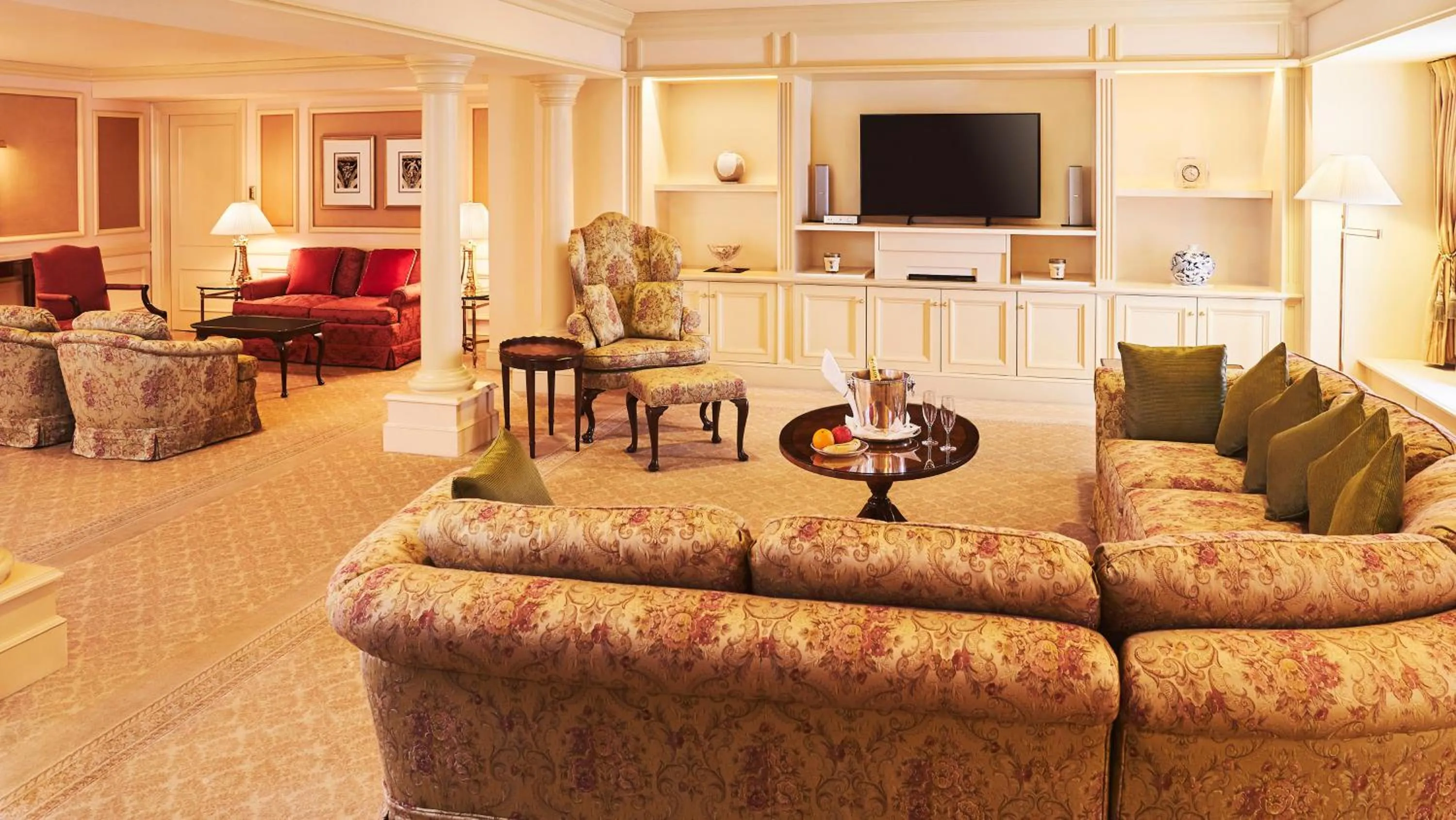 Bedroom in RIHGA Royal Hotel Osaka, Vignette Collection by IHG