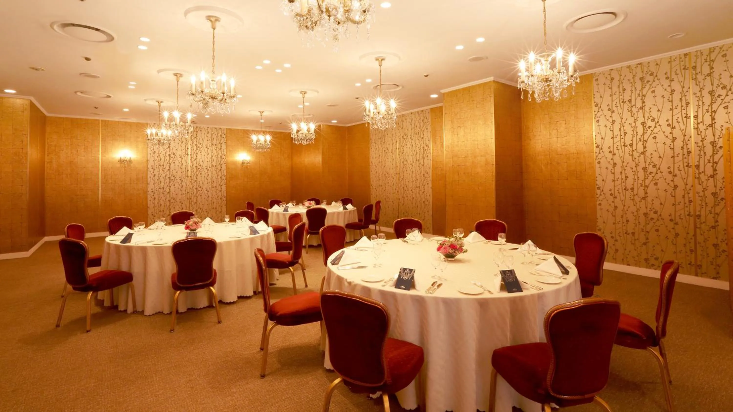Banquet/Function facilities in RIHGA Royal Hotel Osaka, Vignette Collection by IHG