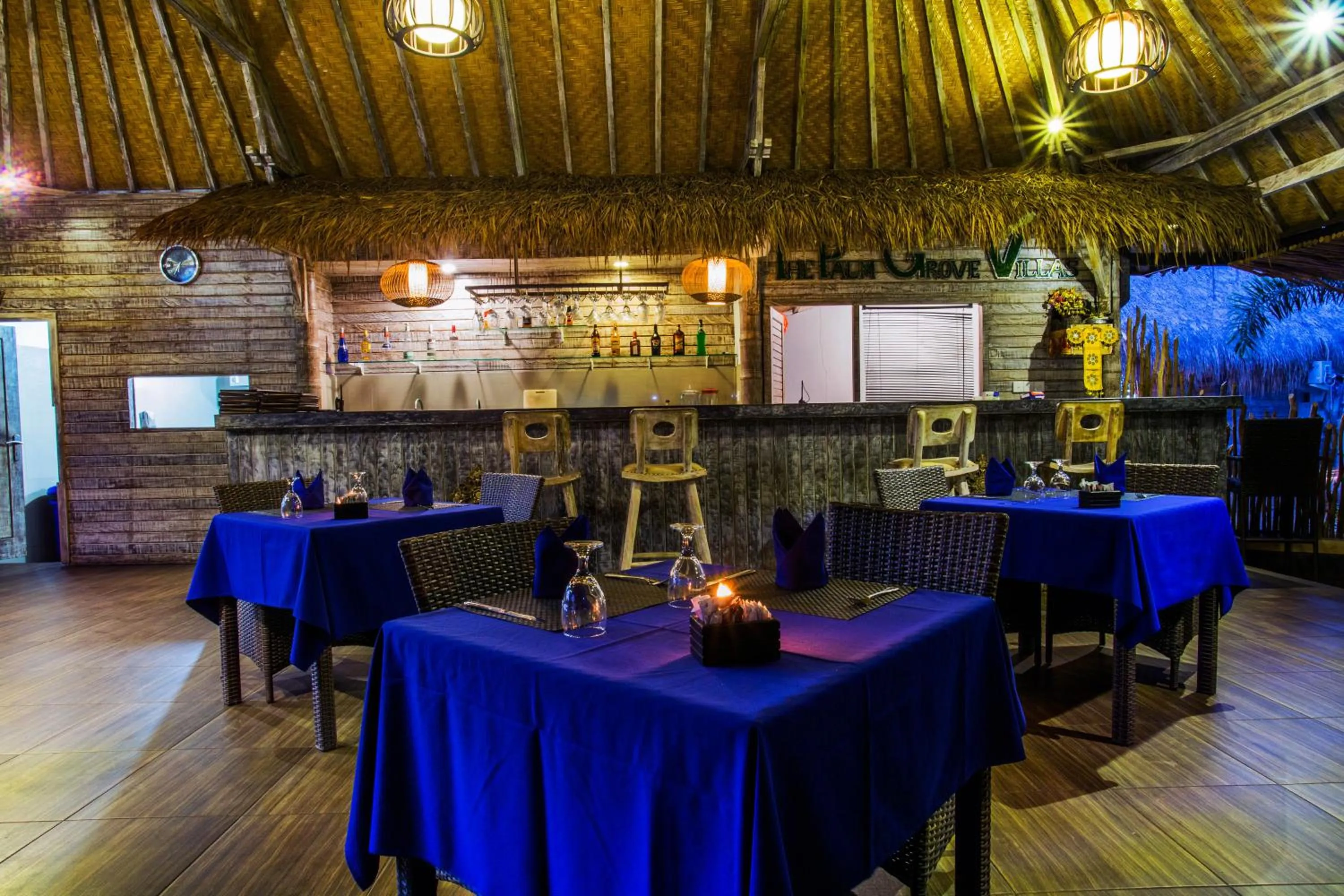 Restaurant/places to eat in The Palm Grove Villas