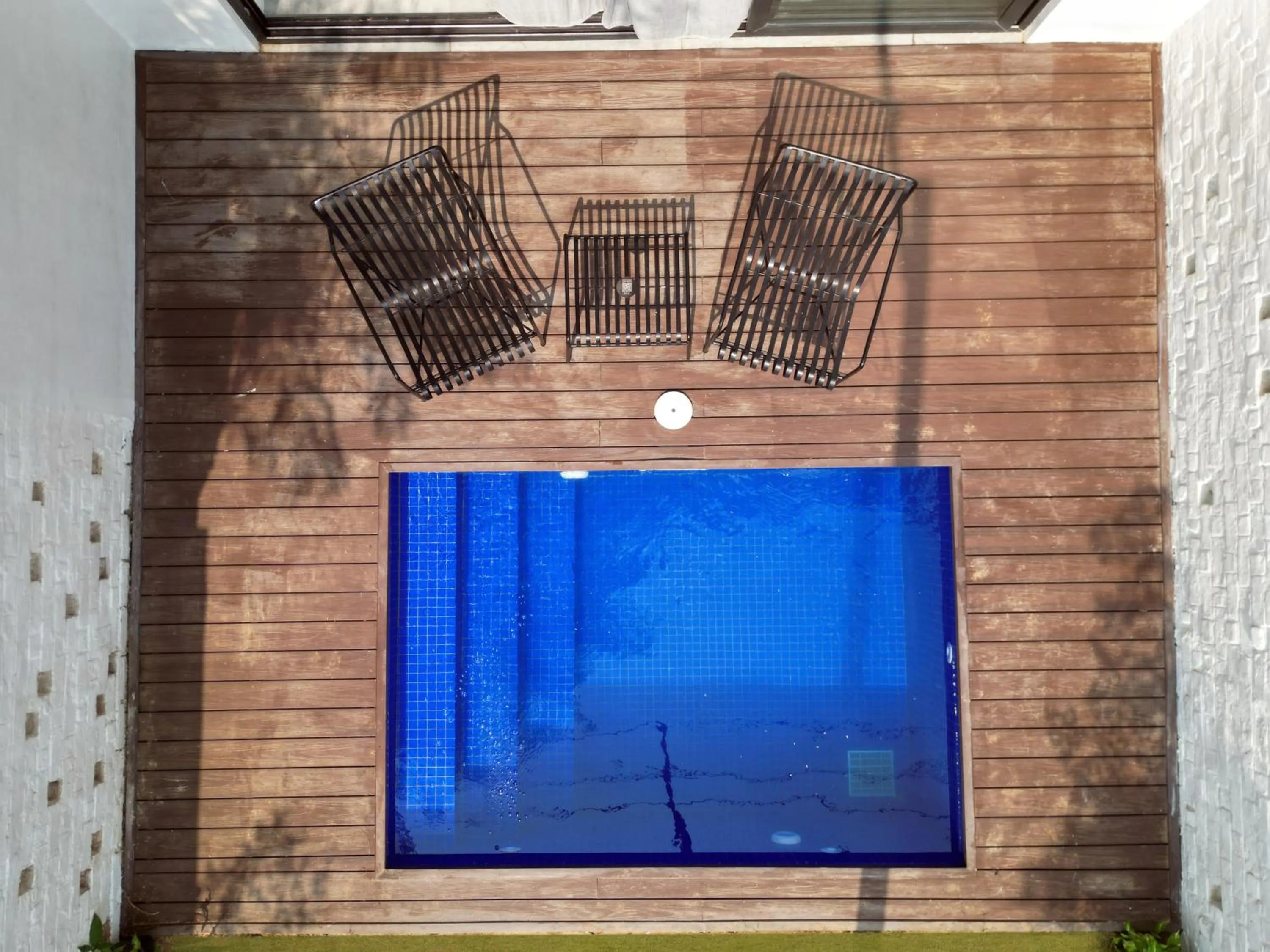 Swimming pool in Resort Country Club, Manesar - WorldHotels Distinctive