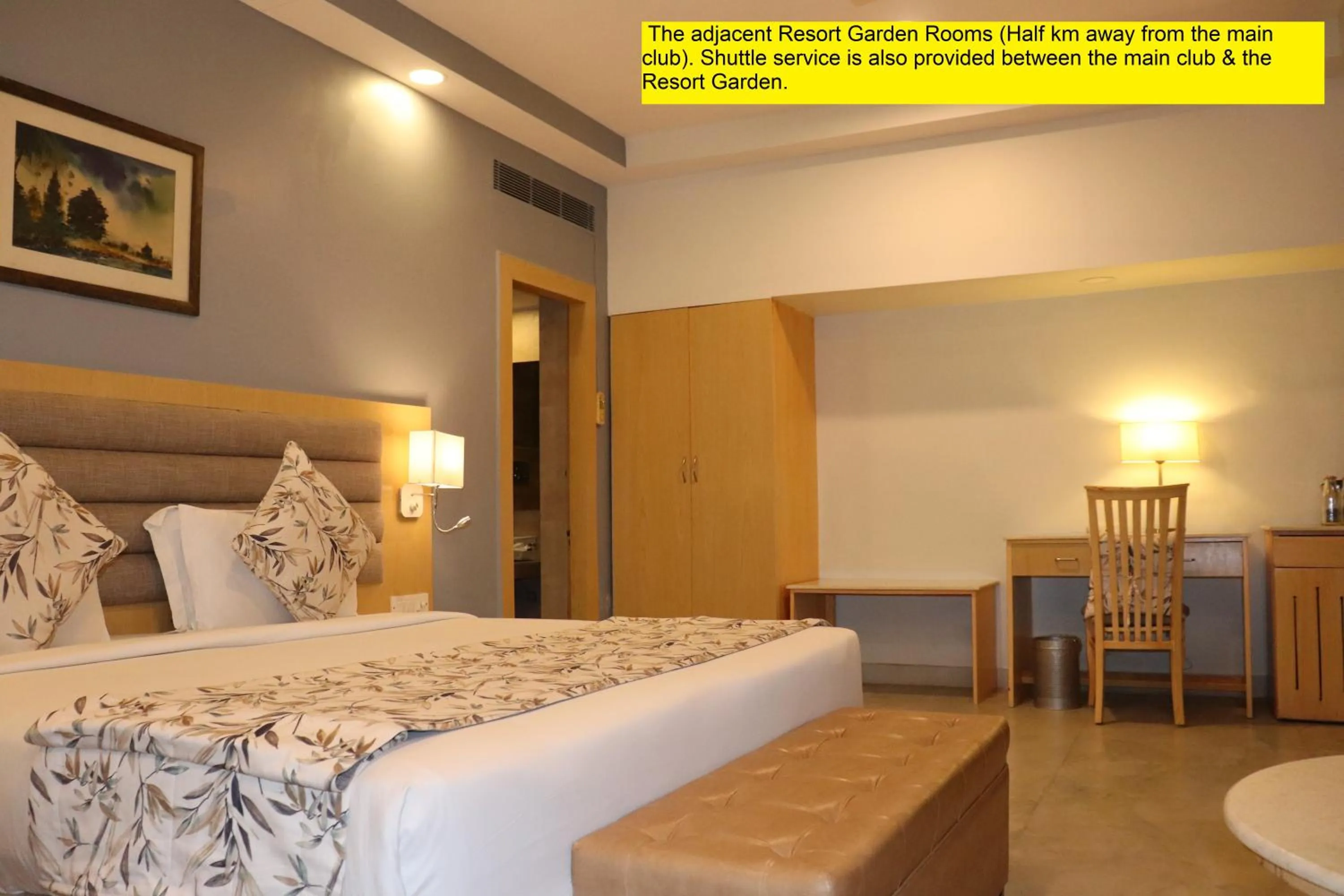 Bed in Best Western Resort Country Club