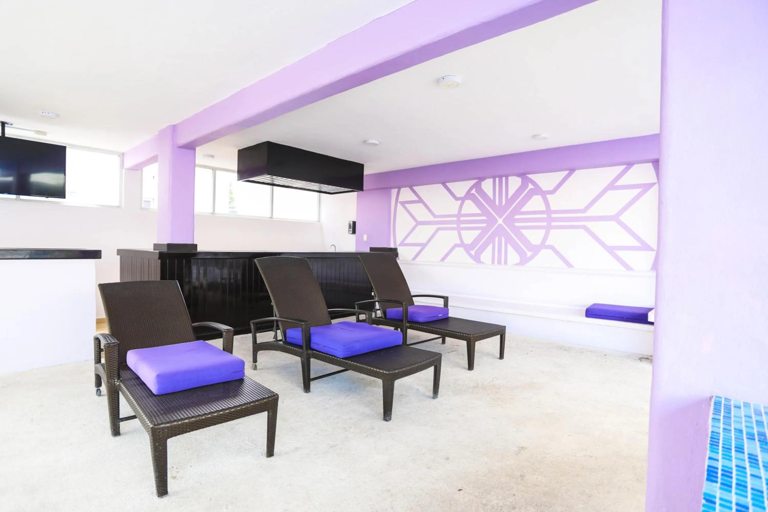 sunbed in Hotel Kavia