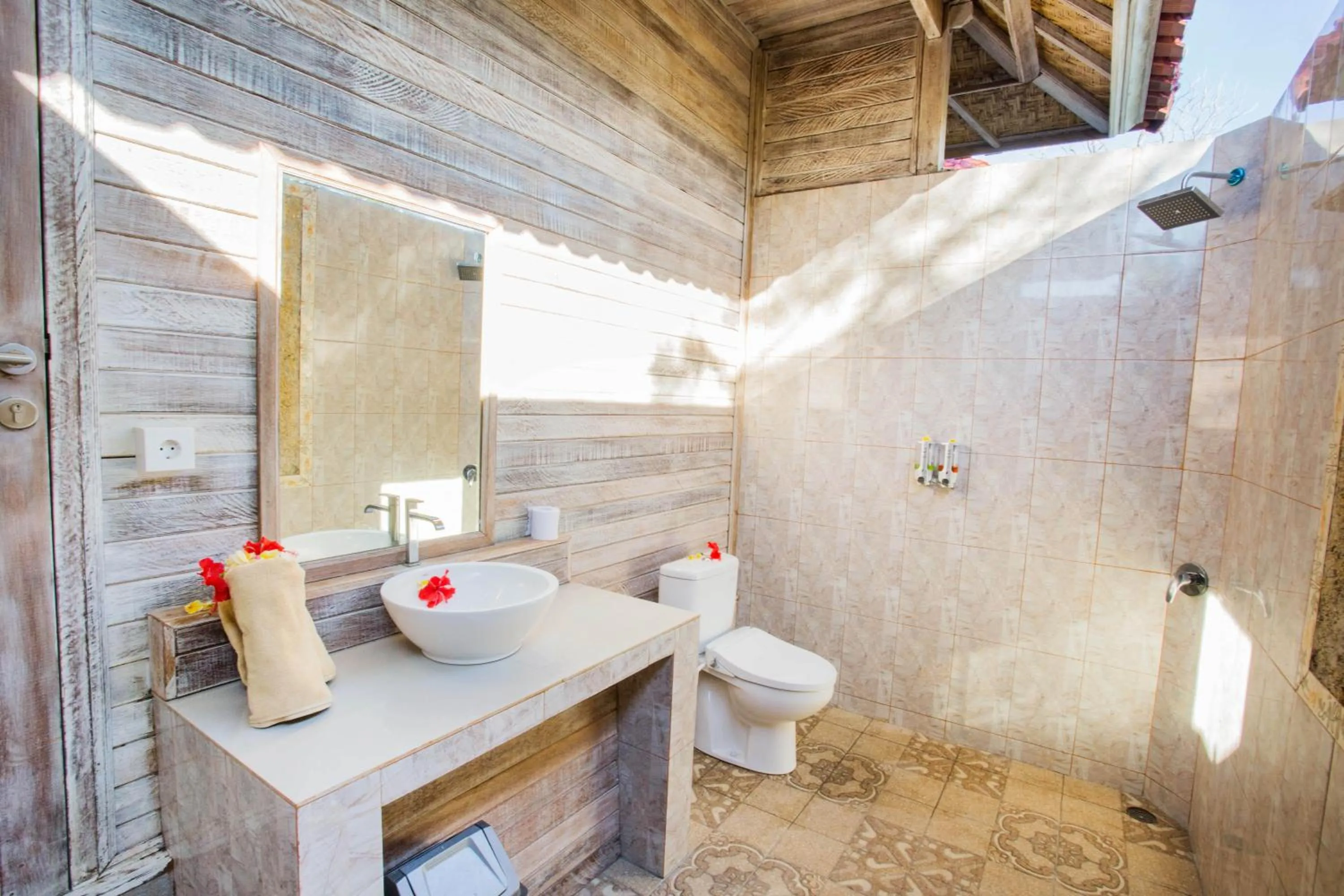 Toilet in Lotus Garden Huts