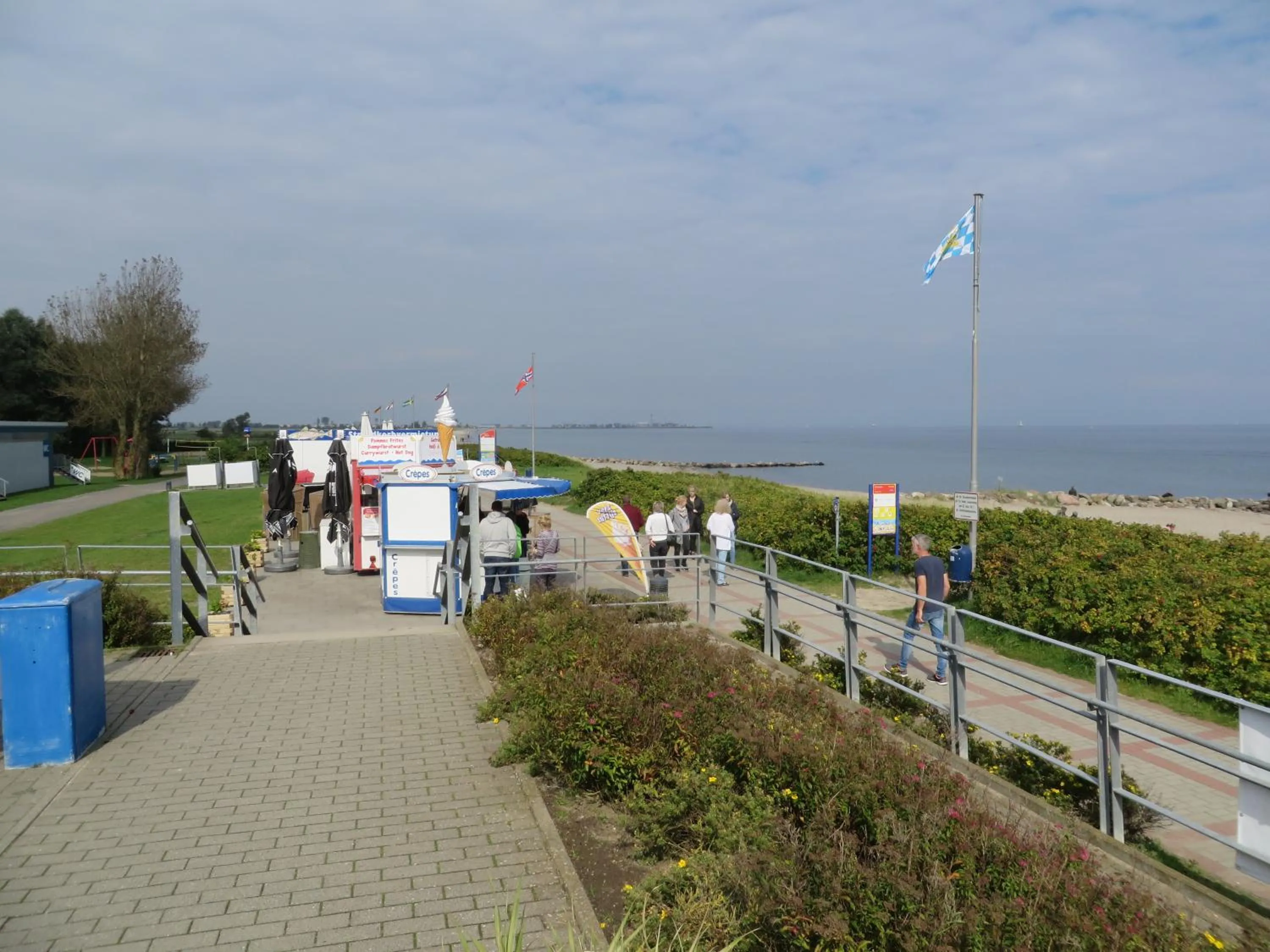 Beach in Ostseehotel Kappeln by team SchleiFee