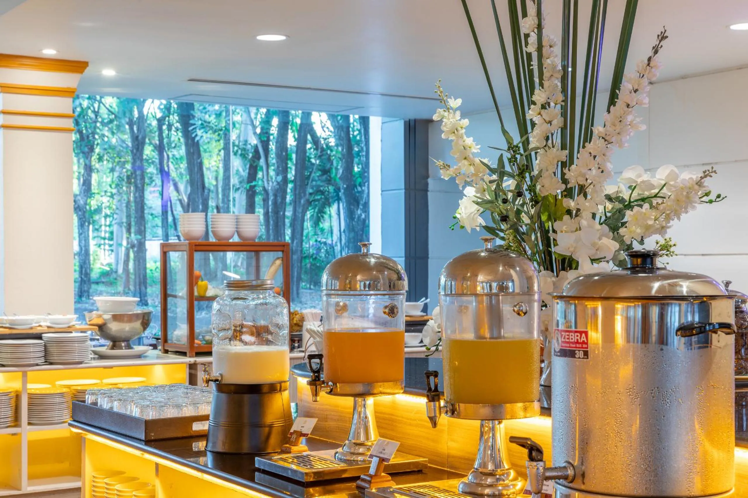 Restaurant/places to eat in Tawa Ravadee Resort Prachinburi, a member of WorldHotels Distinctive