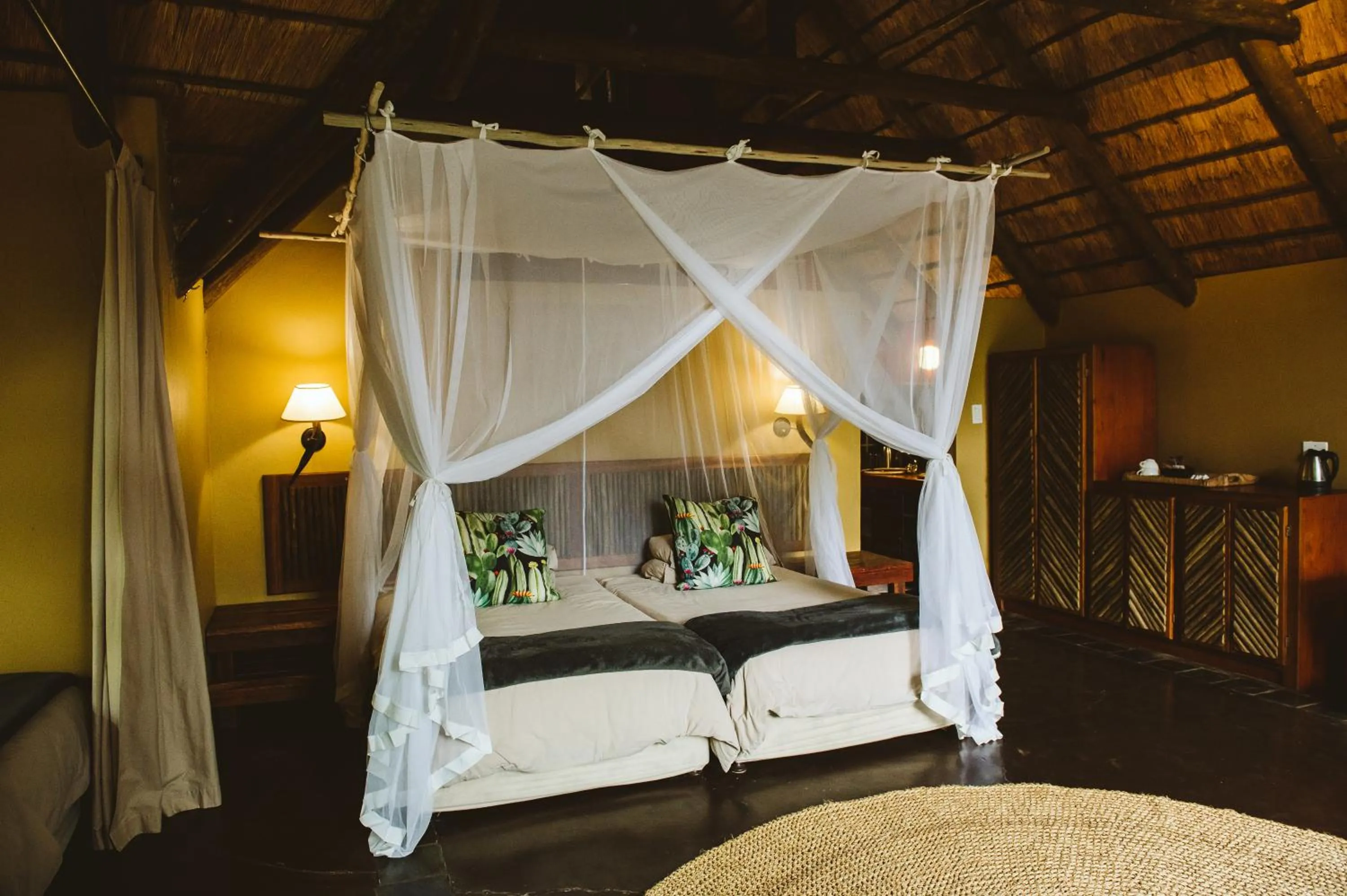 Bedroom, Bed in Hluhluwe River Lodge