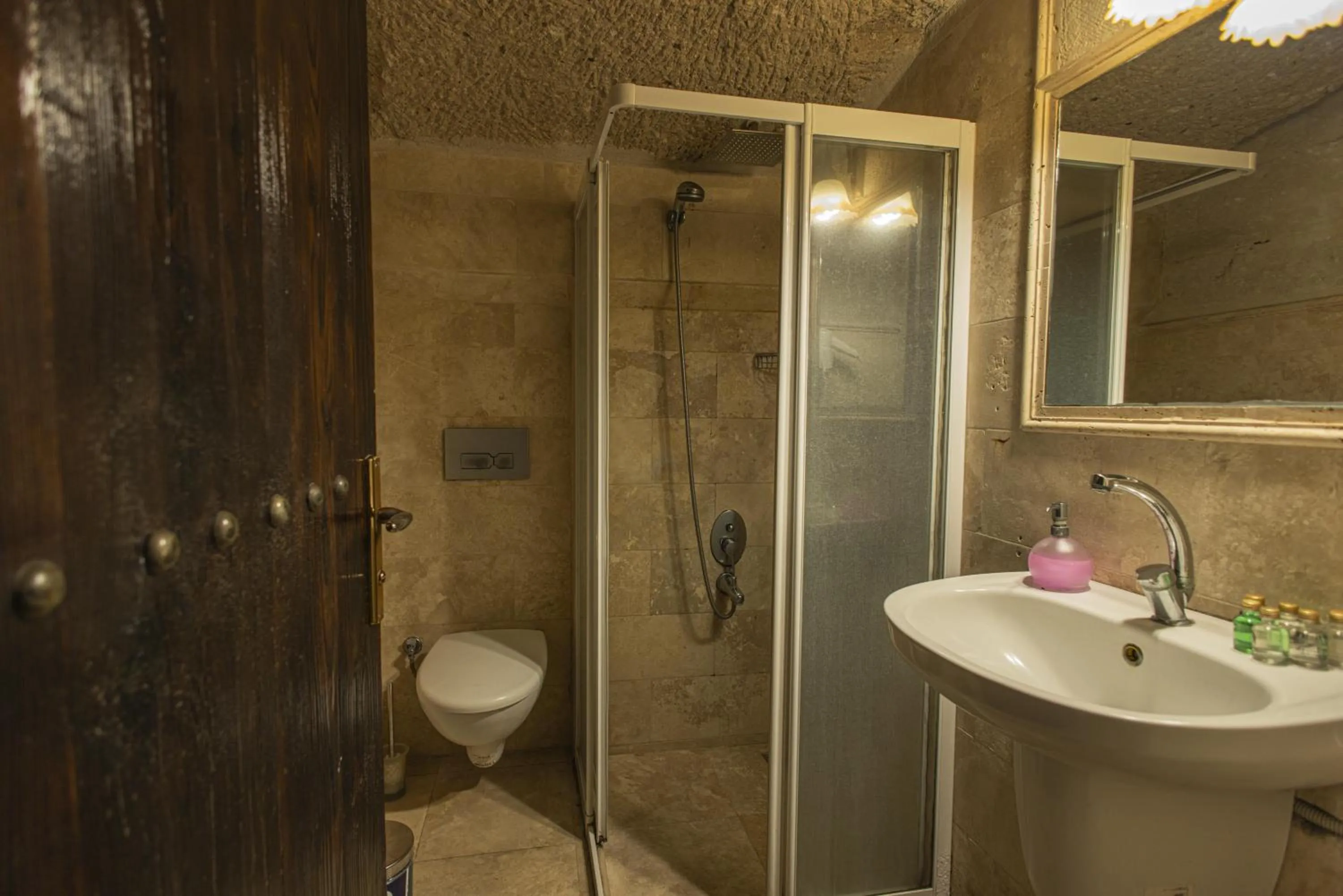 Shower in Century Cave Hotel