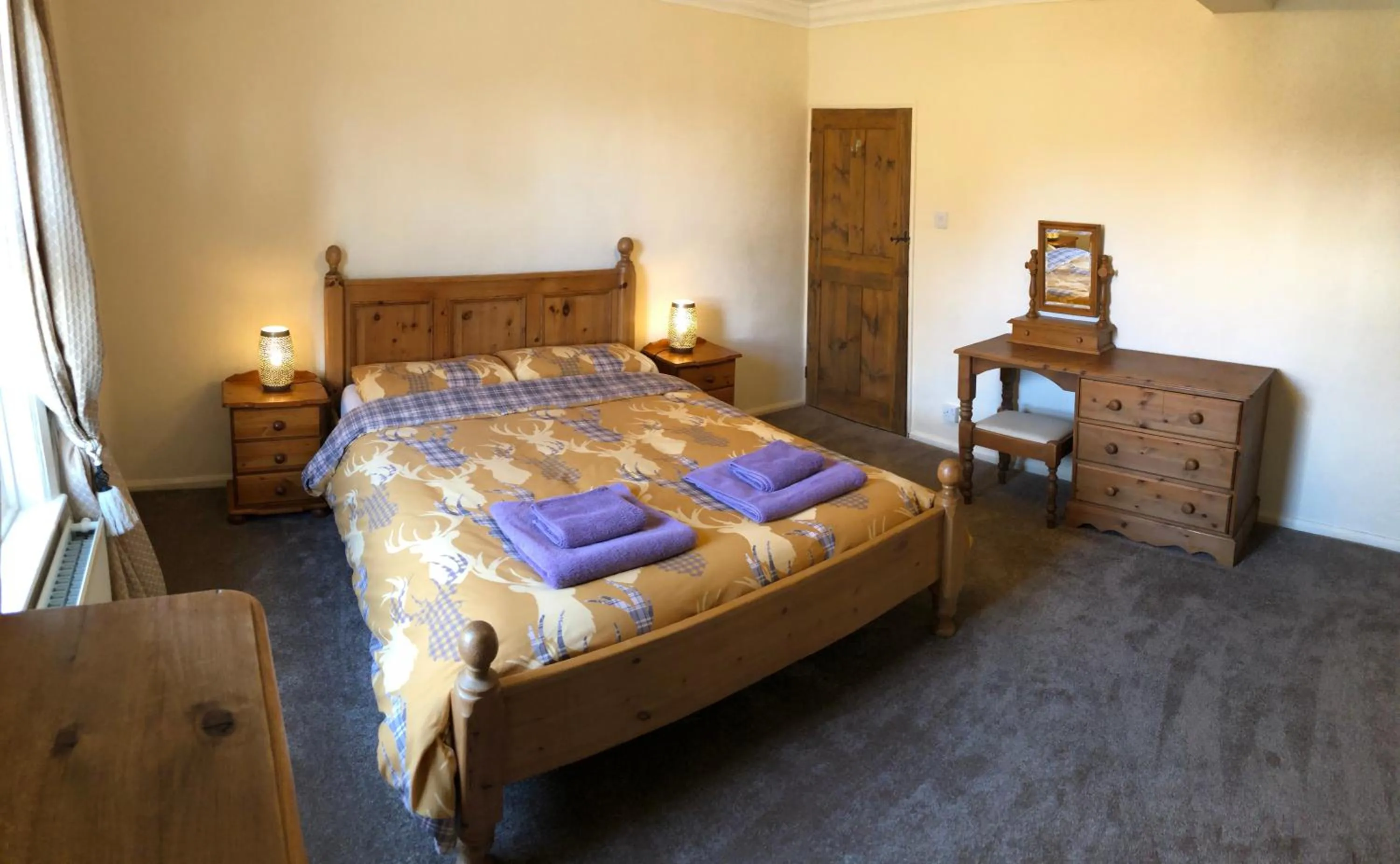 Bed in Ceilidh Cottage