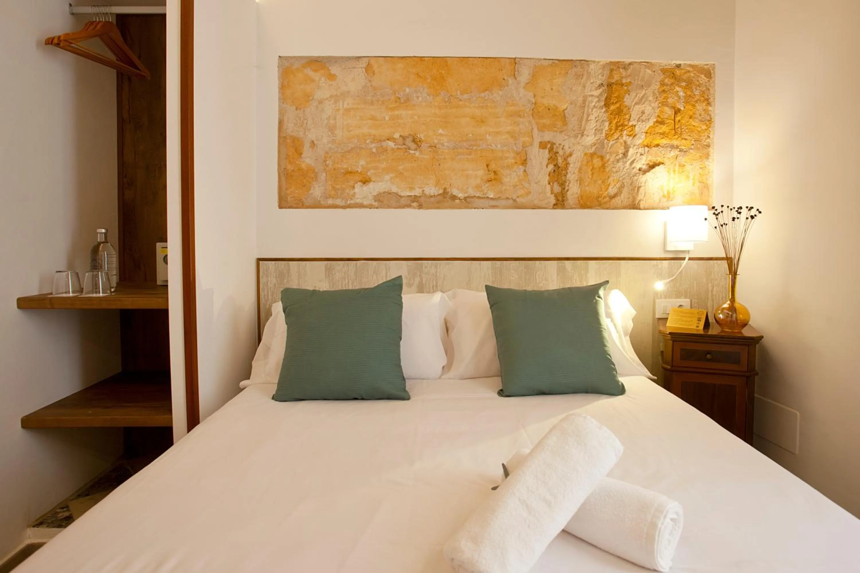 Bed in Casal de Petra - Rooms & Pool by My Rooms Hotels TI