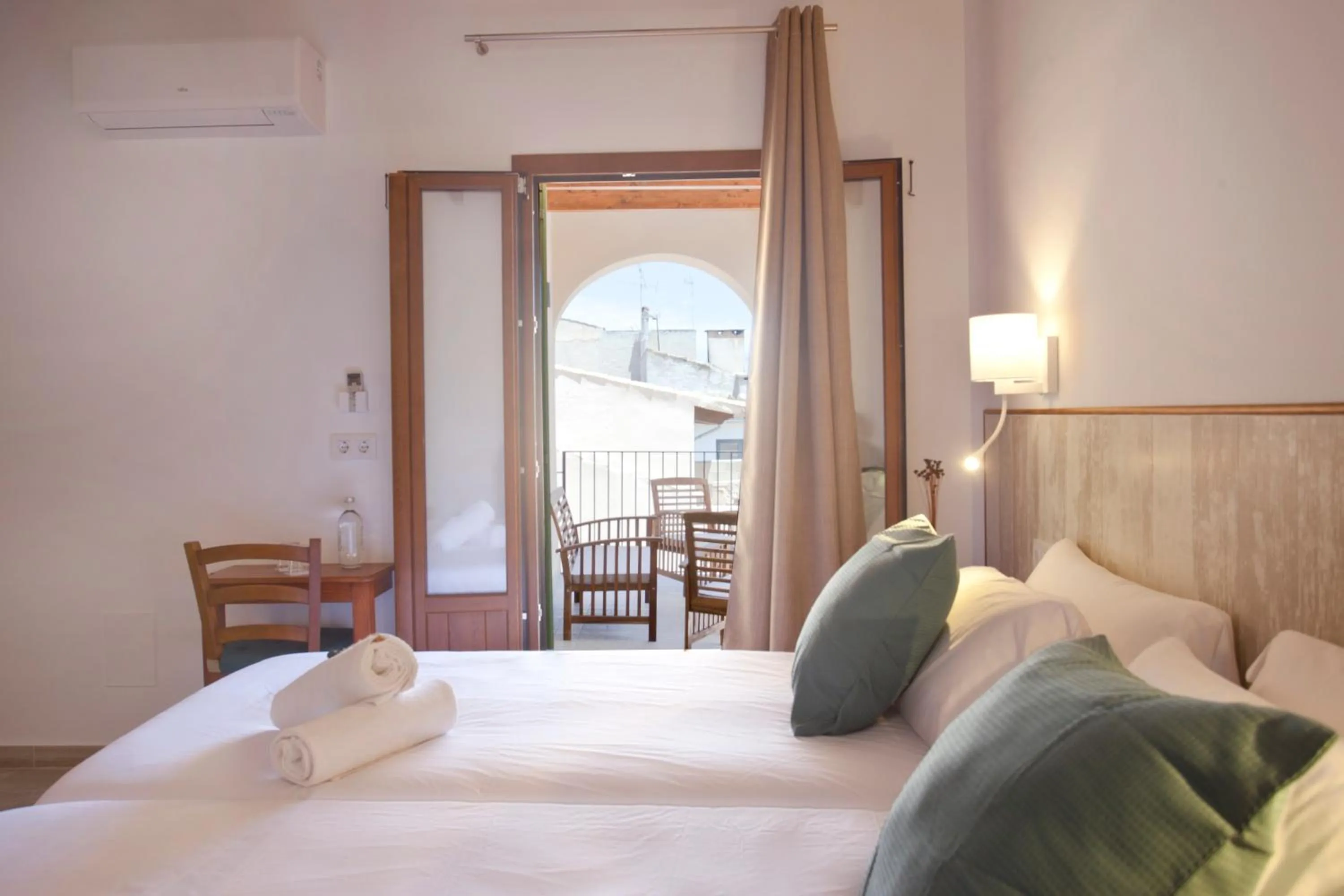 Bed in Casal de Petra - Rooms & Pool by My Rooms Hotels TI
