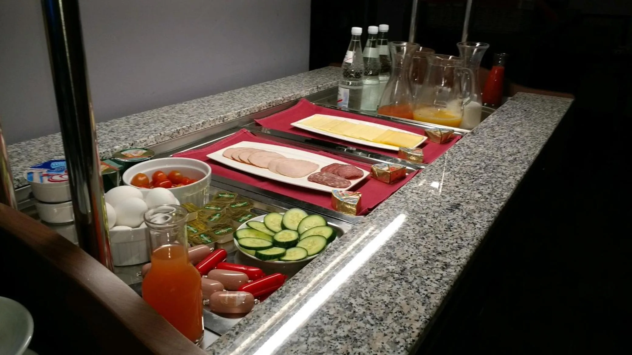 Buffet breakfast in Wasserturm Hotel Mannheim