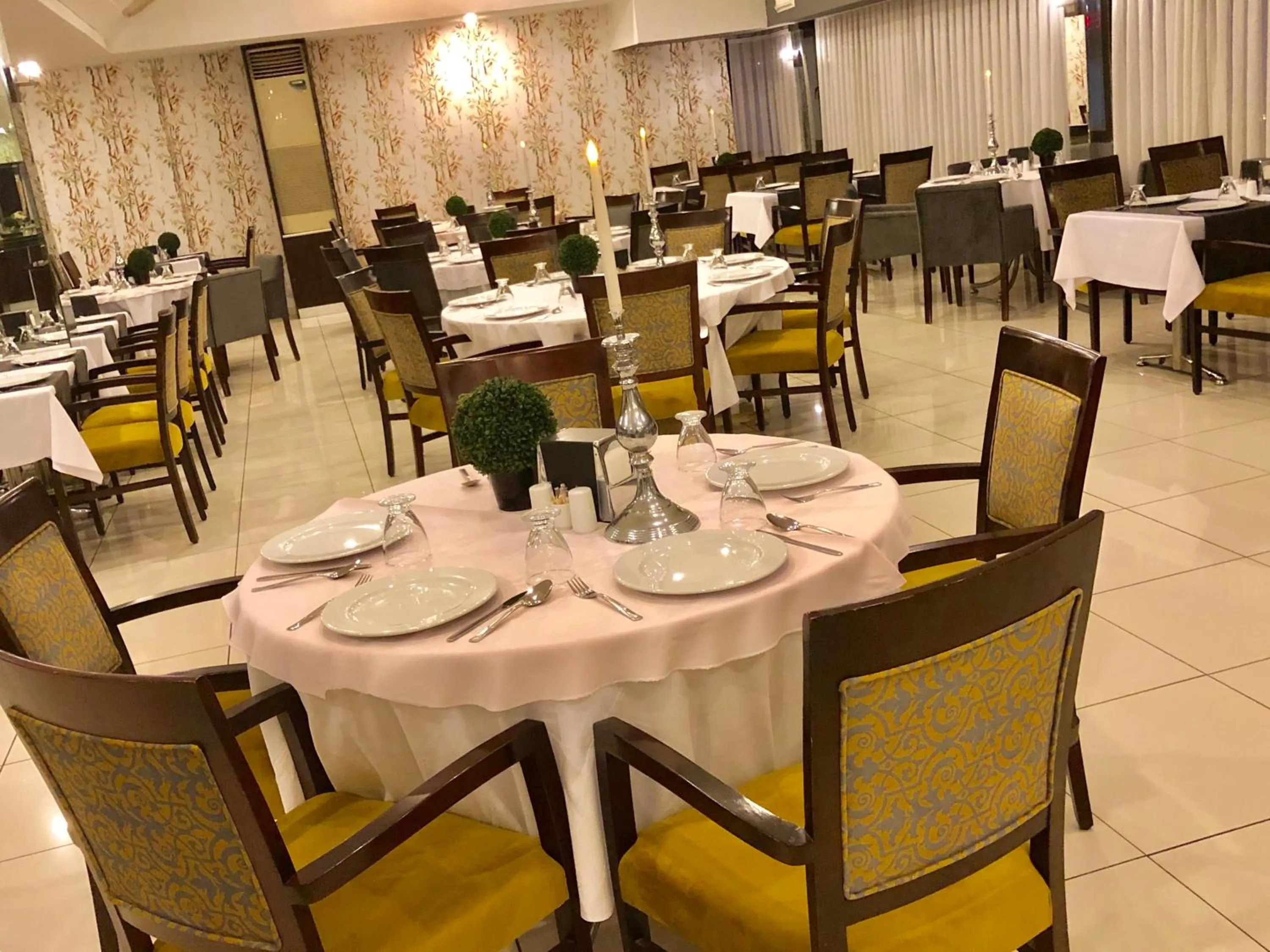 Restaurant/places to eat in Laodikya Hotel