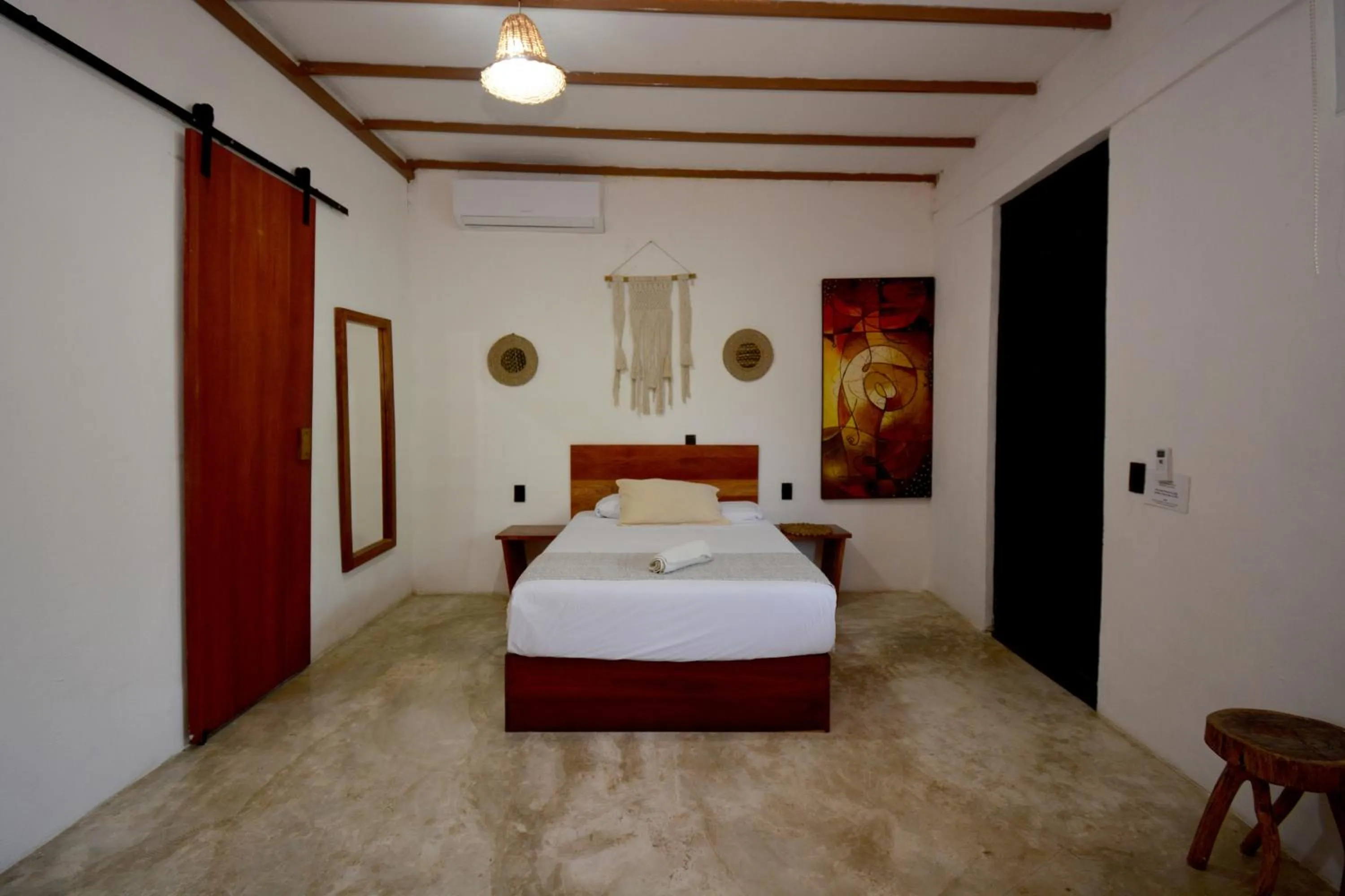 Bed in Casa Delia Hotel Downtown