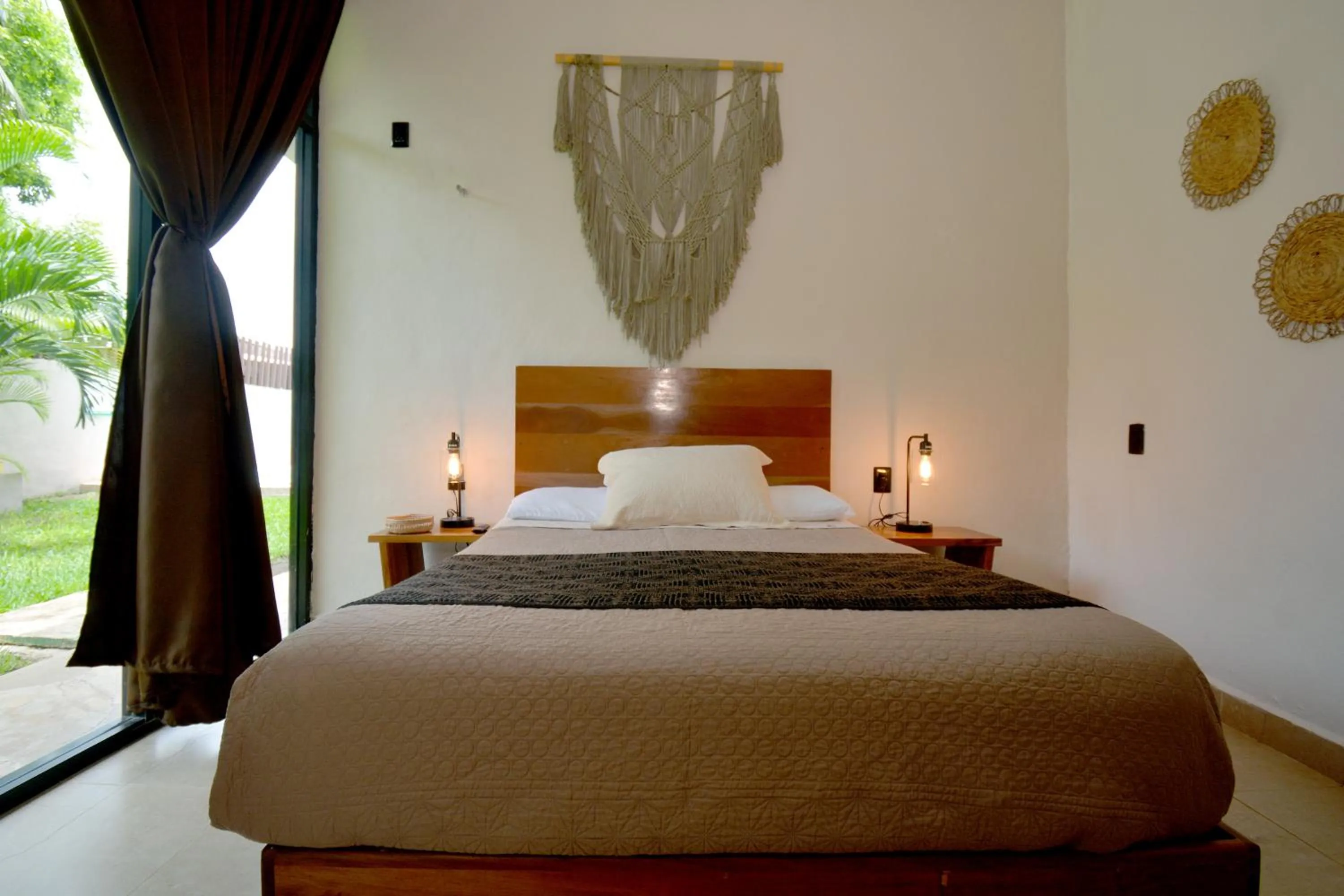 Bed in Casa Delia Hotel Downtown