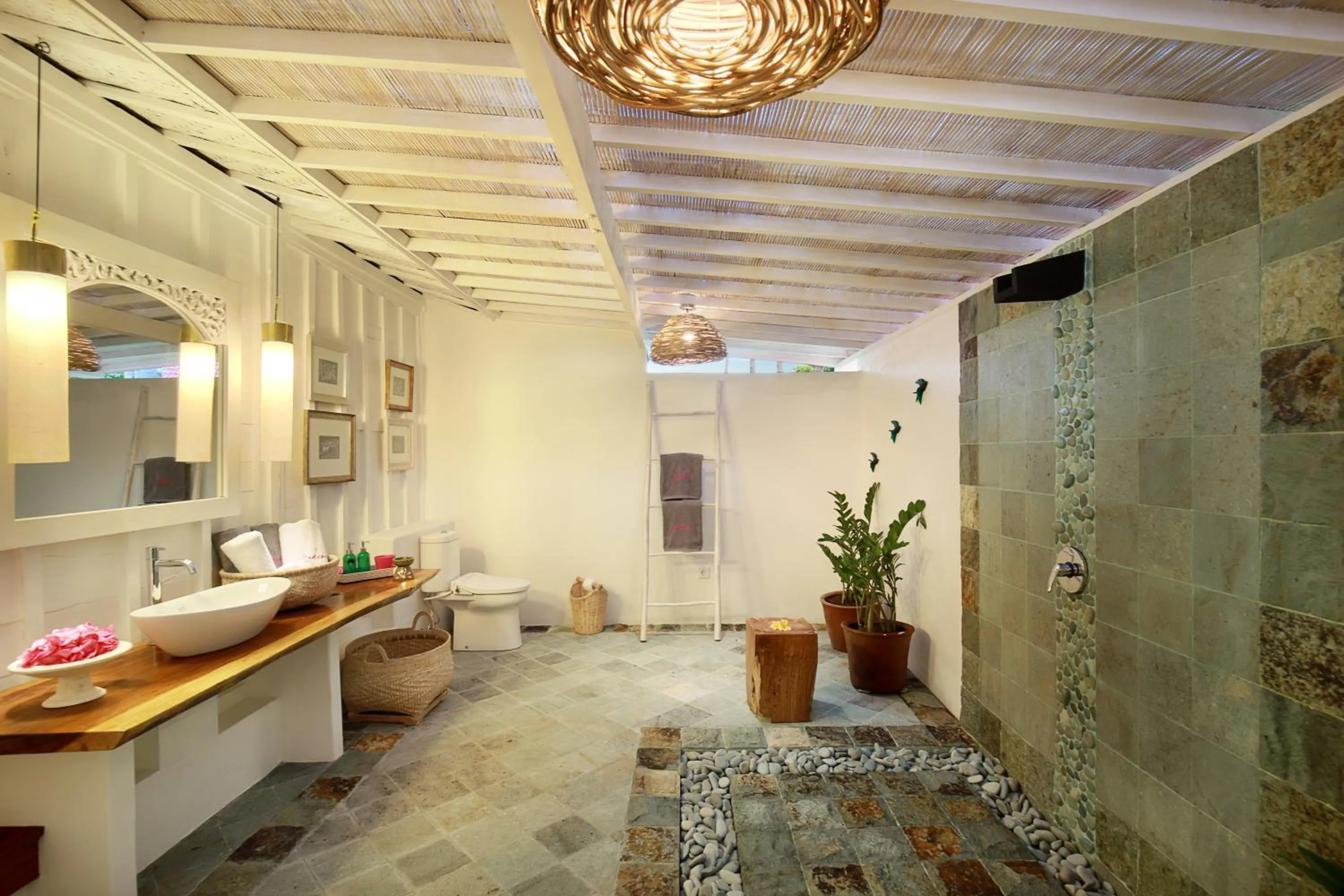 Toilet in PinkCoco Gili Air - Constant Surprises & for Cool Adults Only