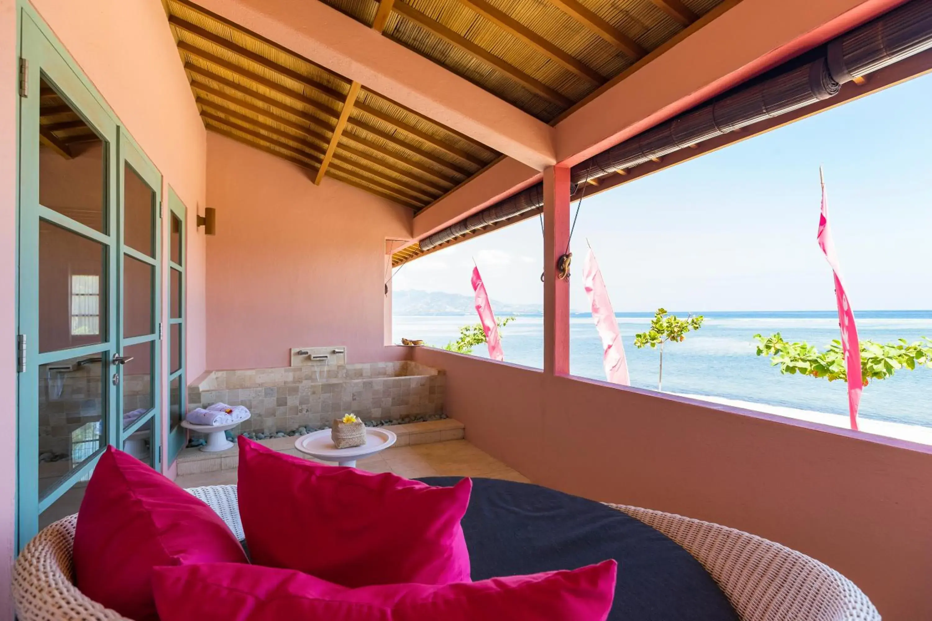 Suite del Mar - for Cool Adults Only in PinkCoco Gili Air - Constant Surprises & for Cool Adults Only Suite del Mar - for Cool Adults Only in PinkCoco Gili Air - Constant Surprises & for Cool Adults Only