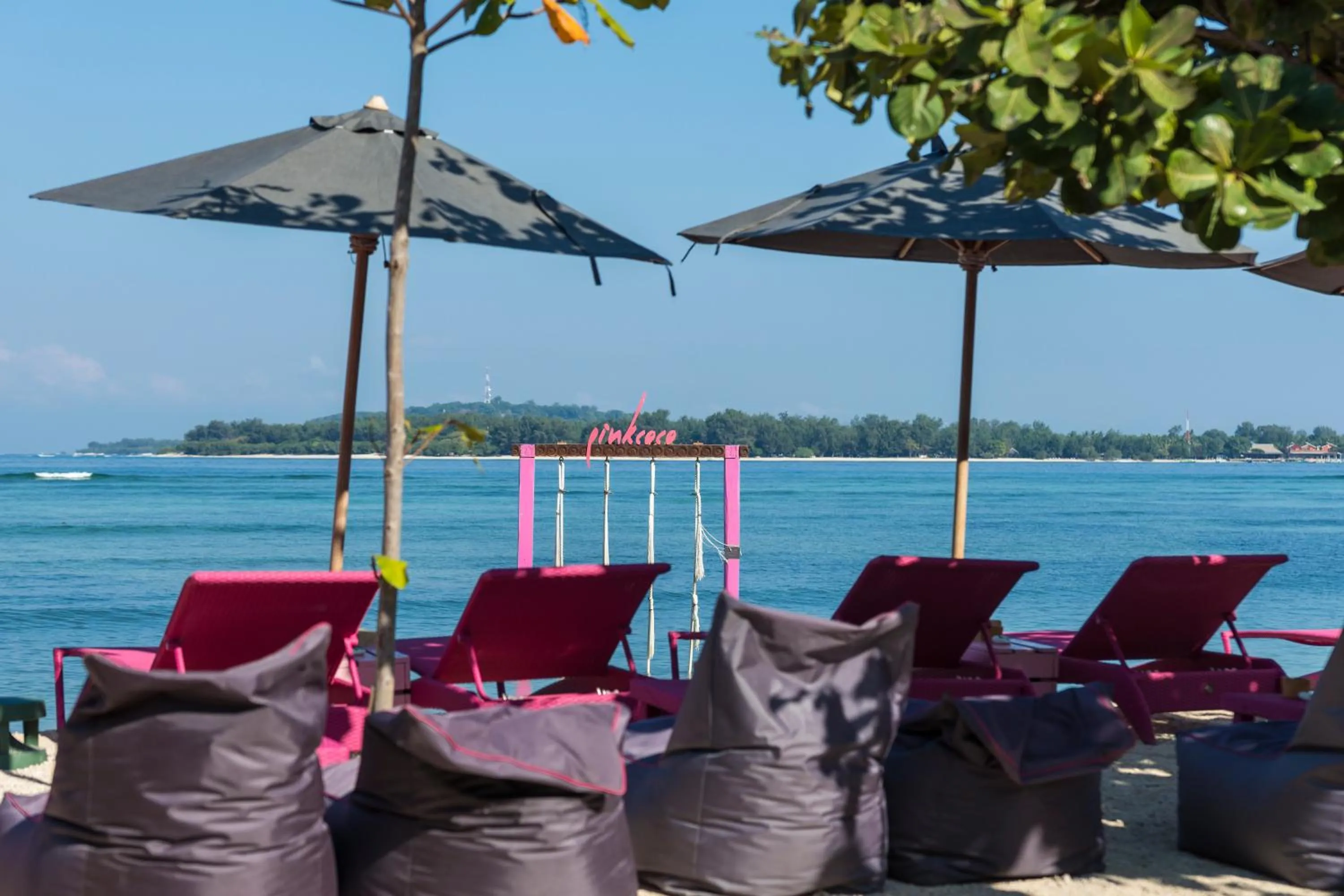 Restaurant/places to eat in PinkCoco Gili Air - Constant Surprises & for Cool Adults Only