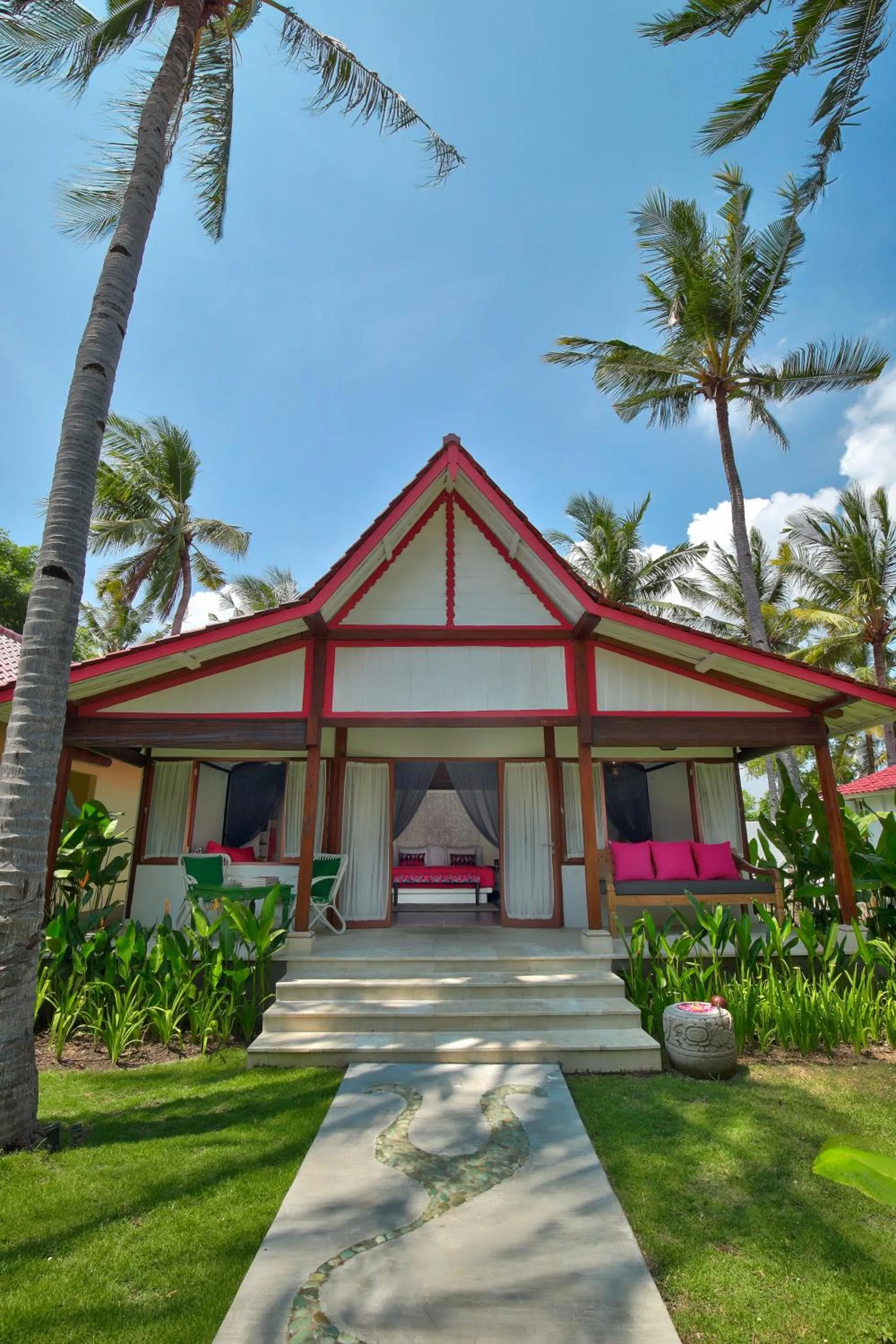 Dining area in PinkCoco Gili Air - Constant Surprises & for Cool Adults Only