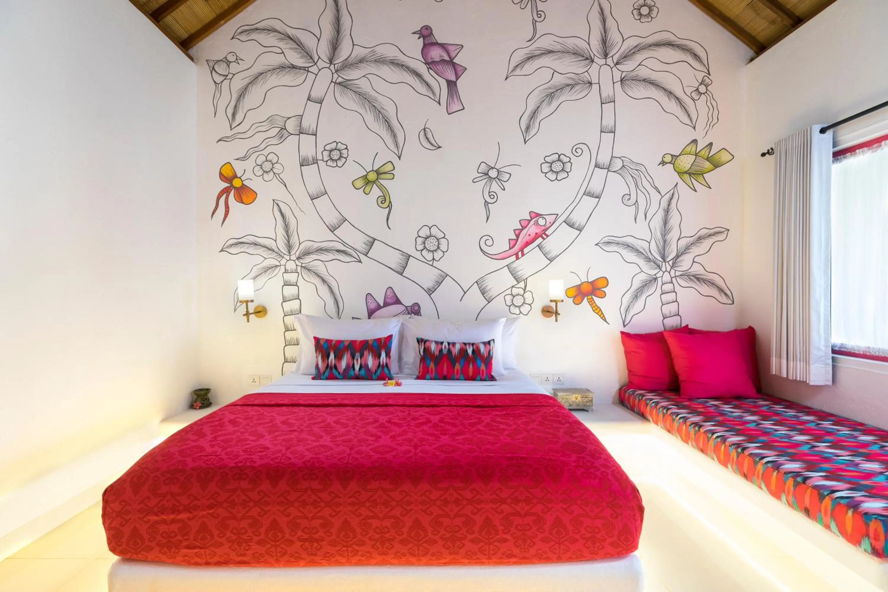 Bed in PinkCoco Gili Air - Constant Surprises & for Cool Adults Only