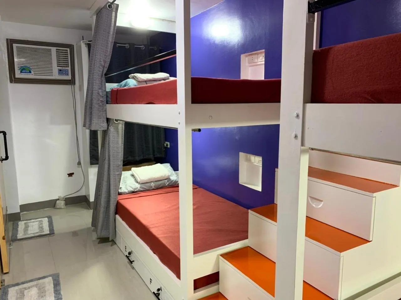 Bed in Beinte Singko de Marso Apartments