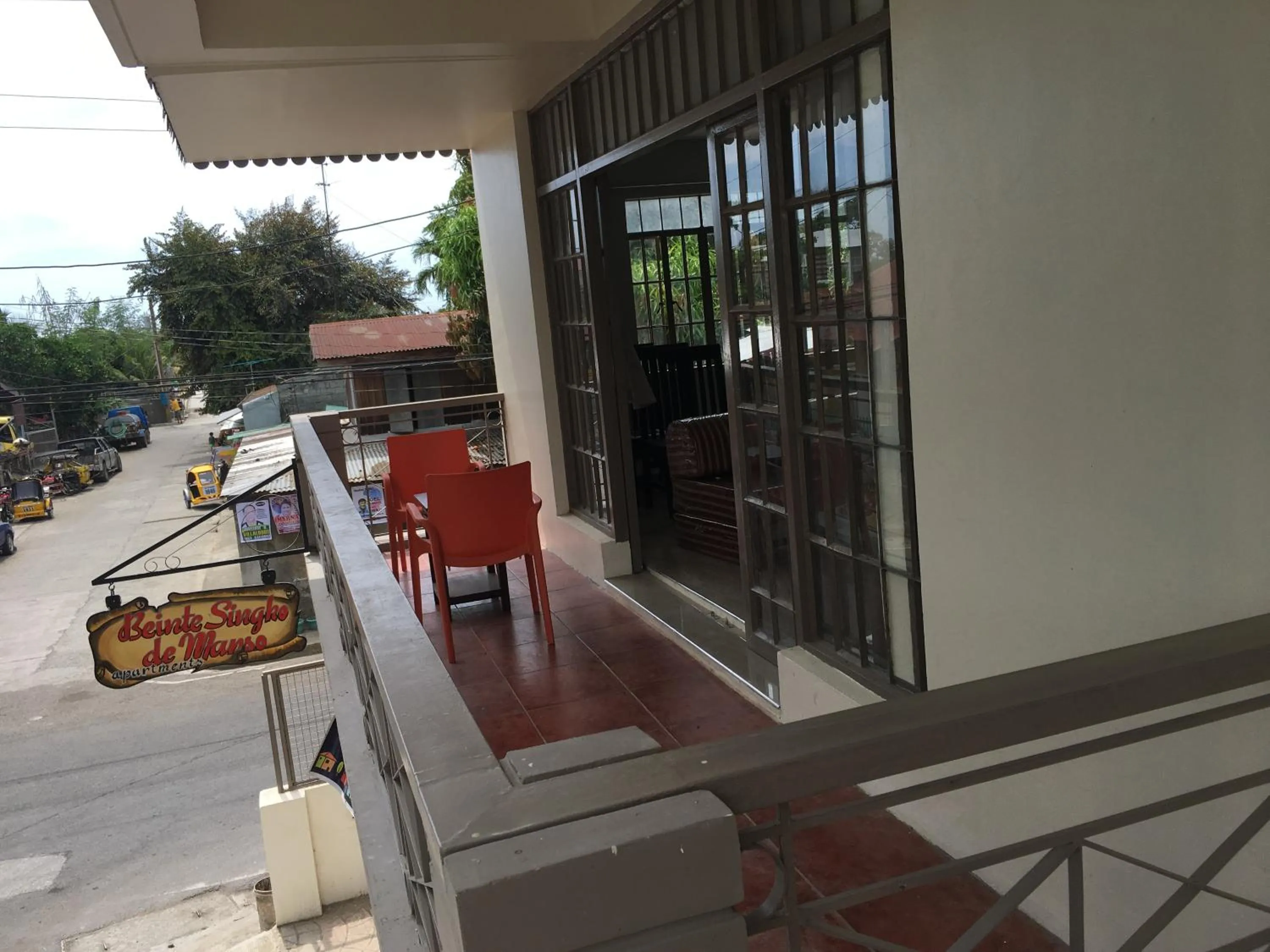 Beinte Singko de Marso Apartments