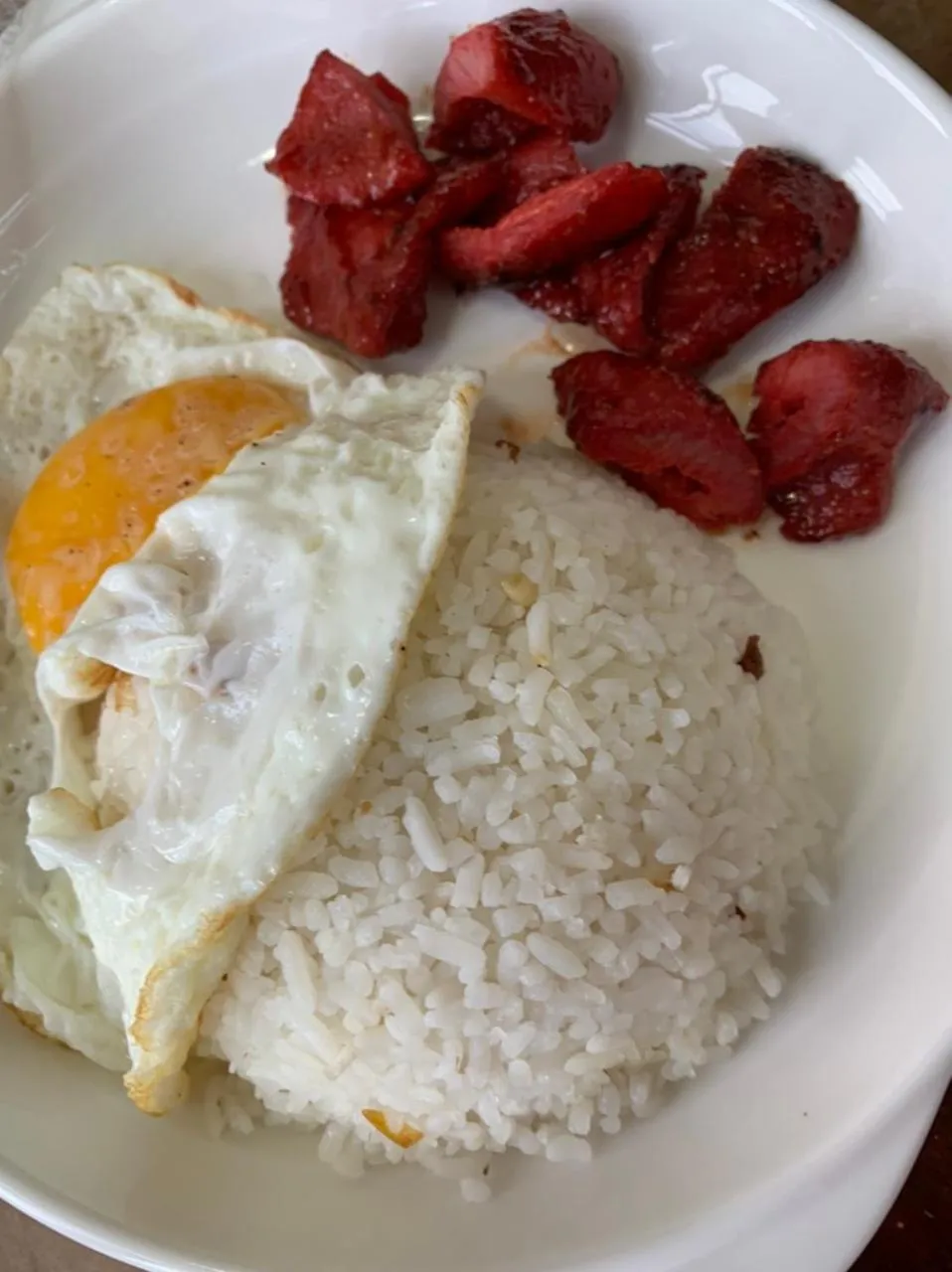 Food and drinks in Beinte Singko de Marso Apartments