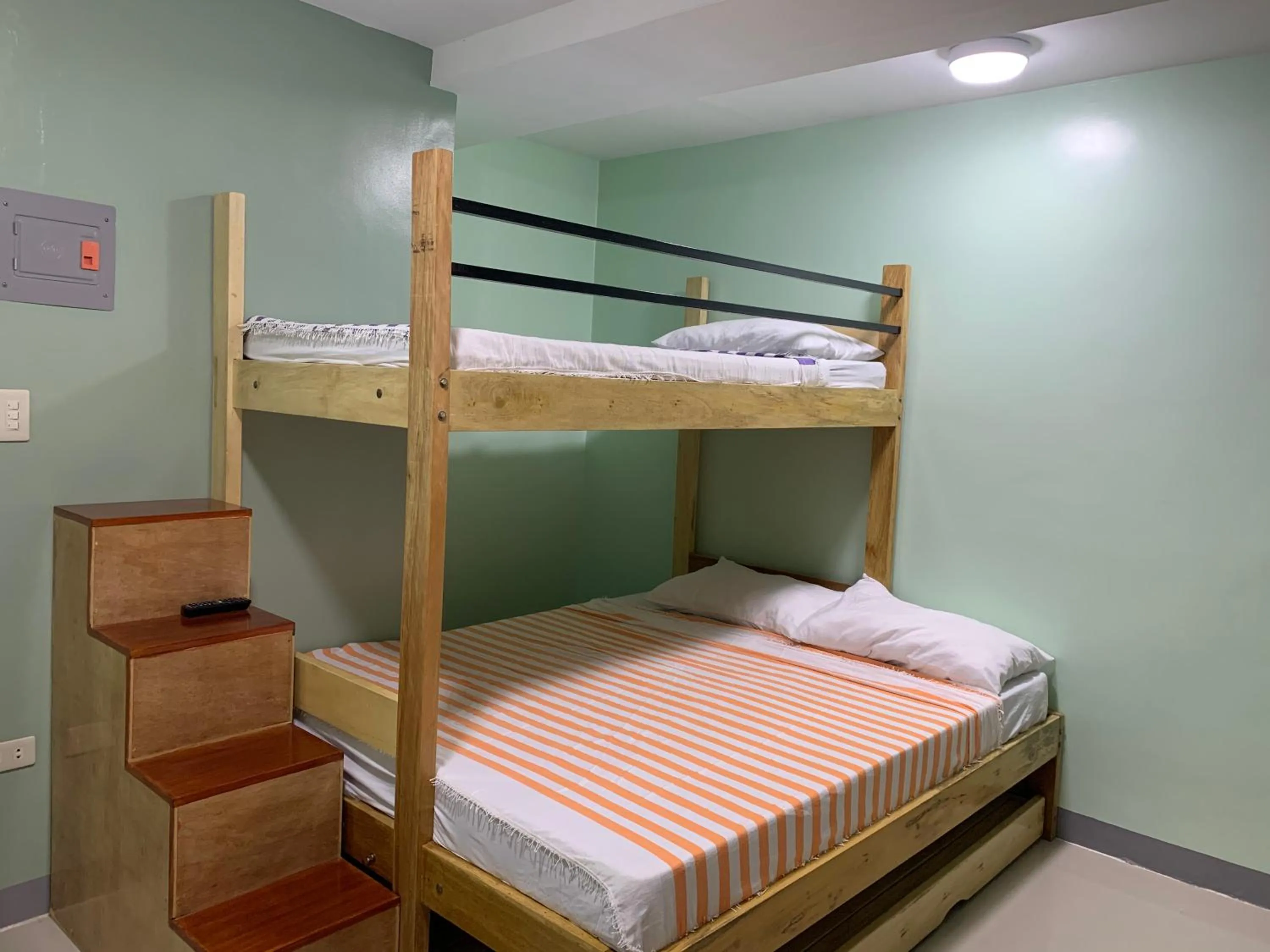 Bed in Beinte Singko de Marso Apartments