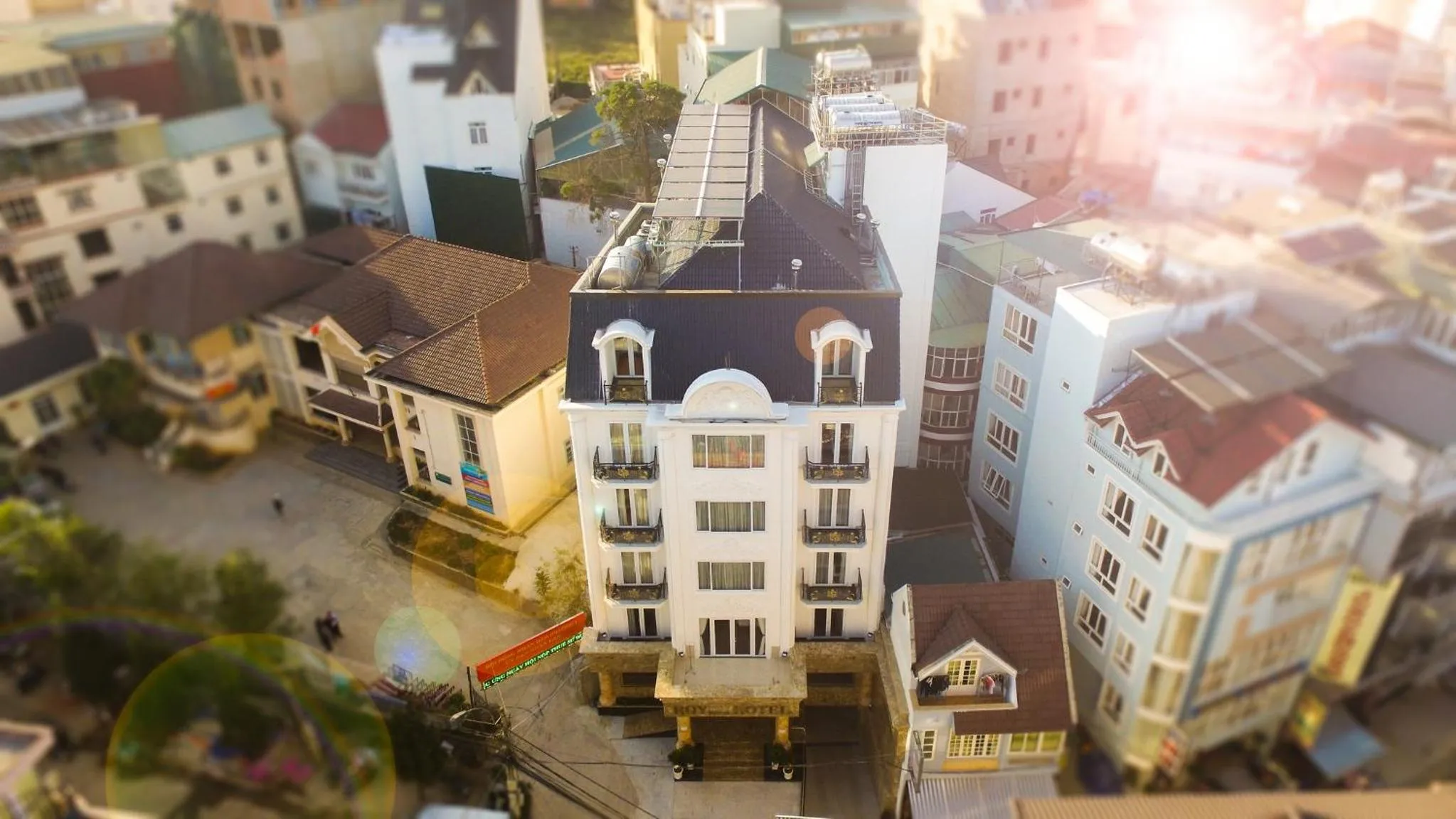 Street view in Roy Dala Hotel