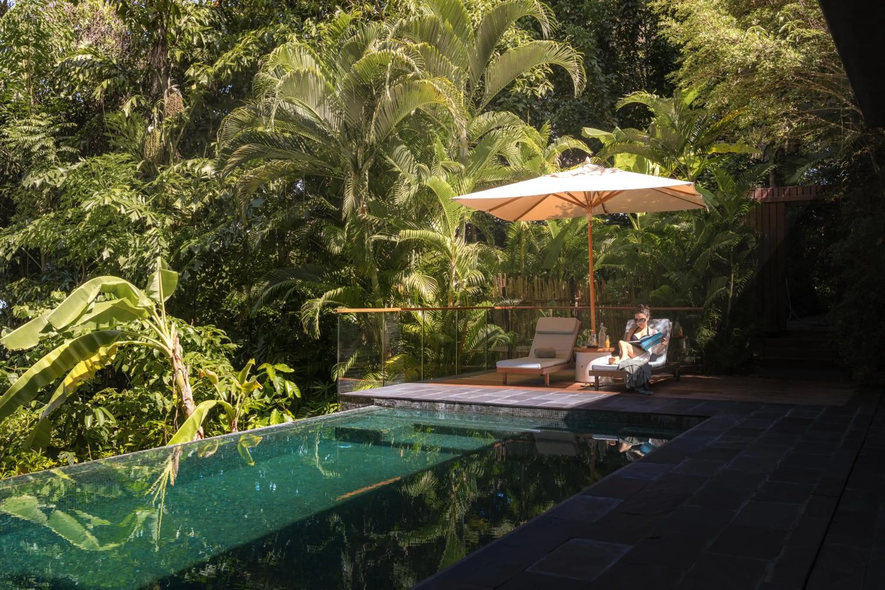 Swimming pool in Six Senses Krabey Island