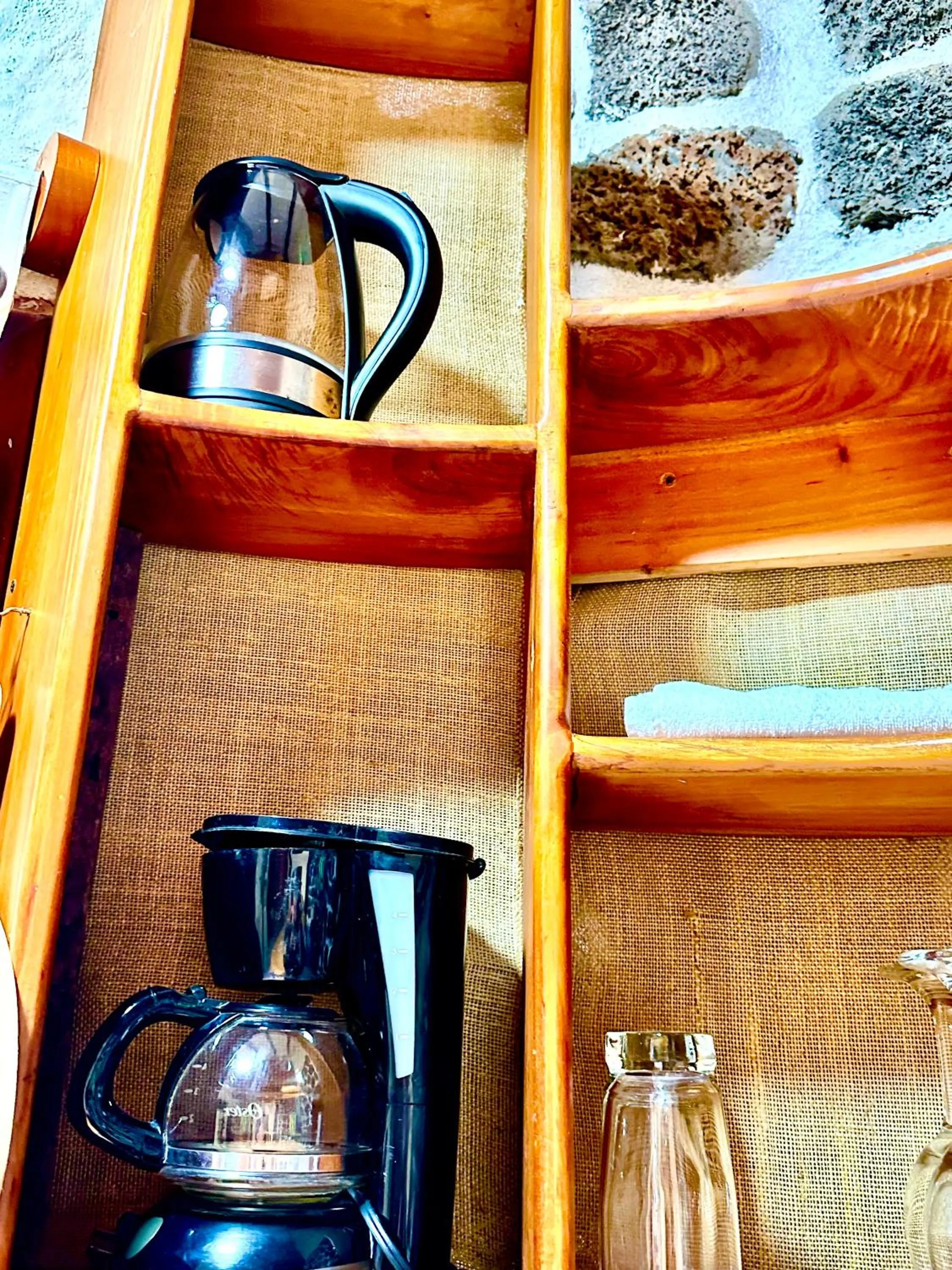 Coffee/tea facilities in Casa del Lago Lodging House