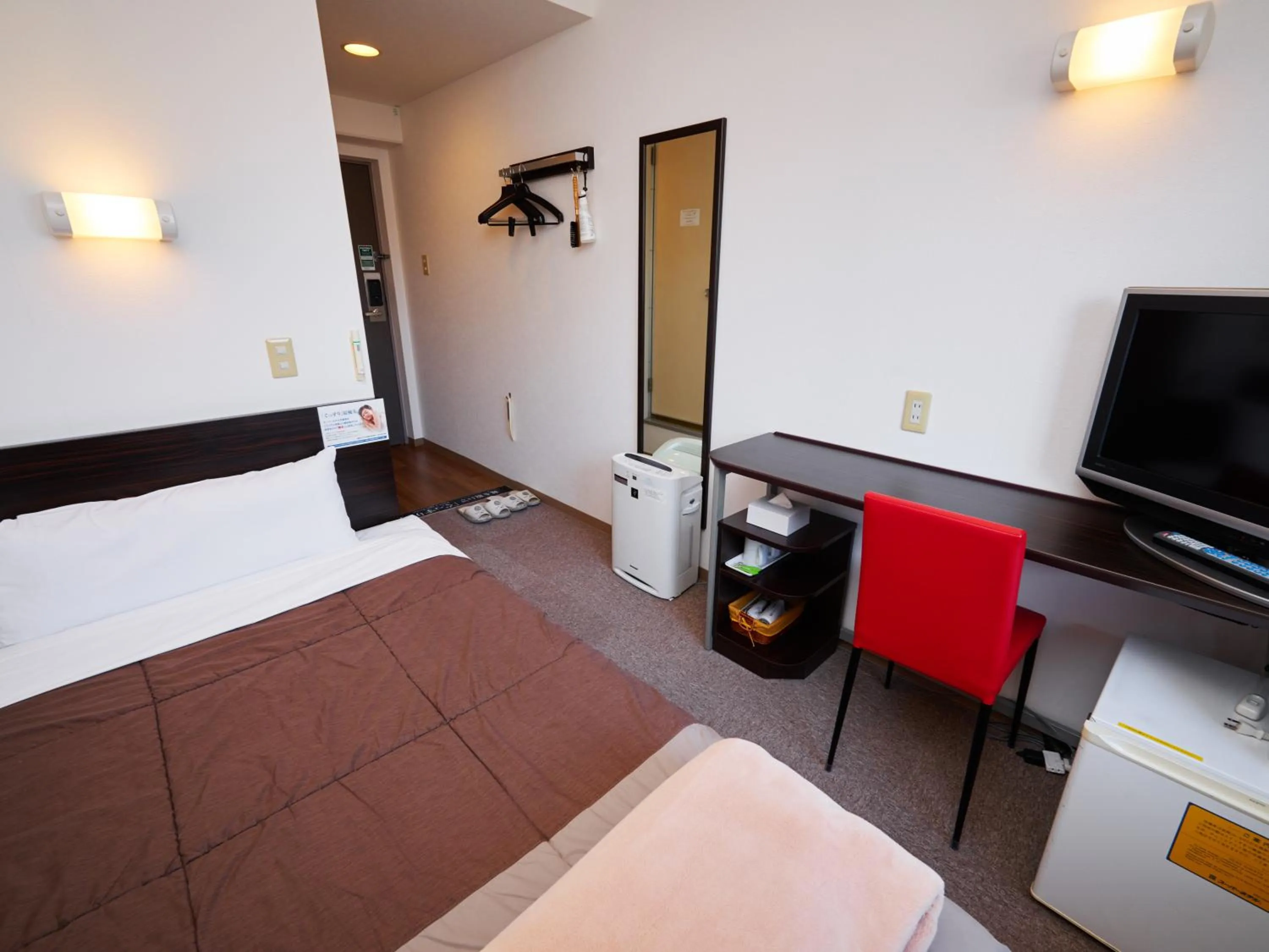 TV/Entertainment Center in Super Hotel Hakata