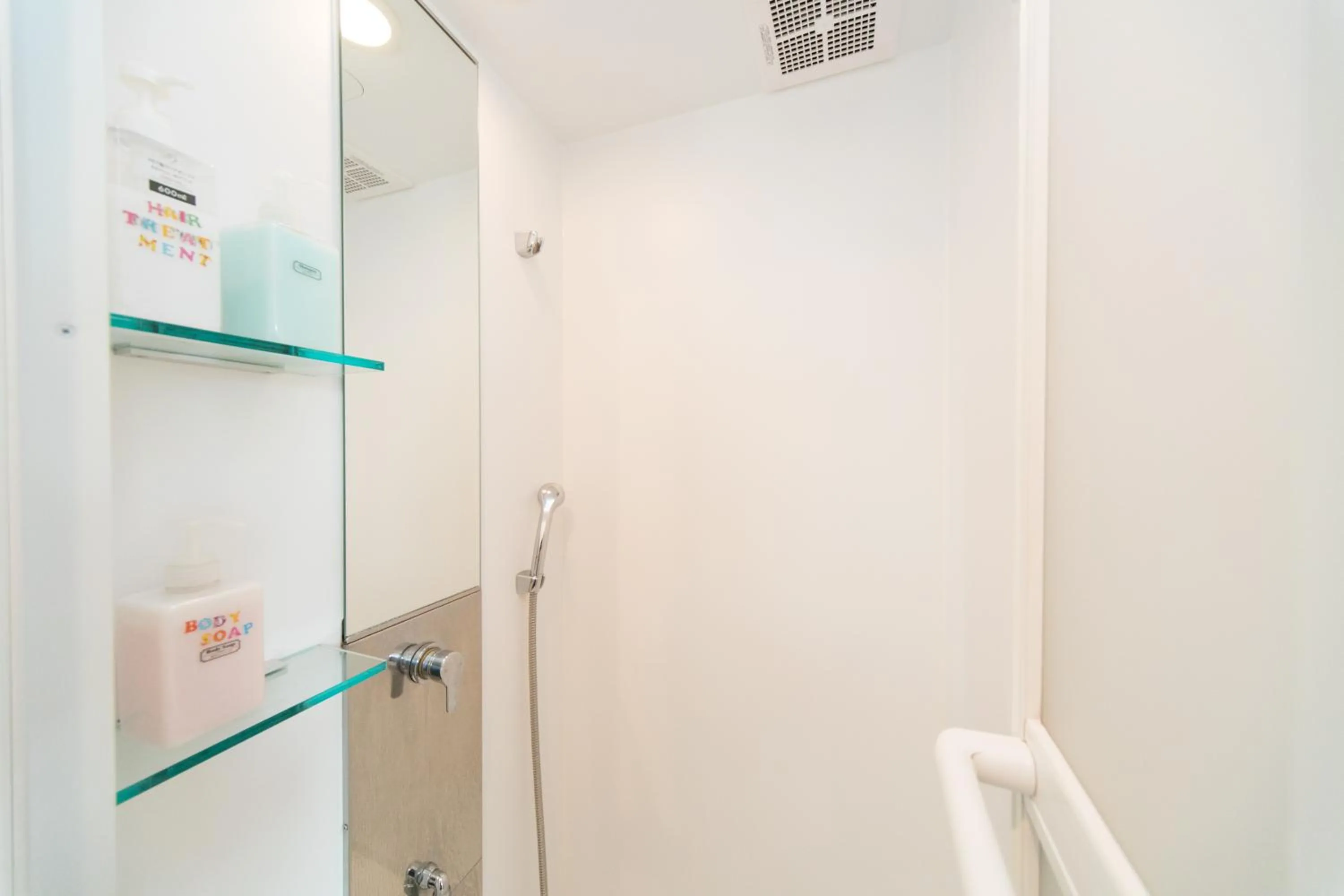 Bathroom in Kevin's Place II (Annex)