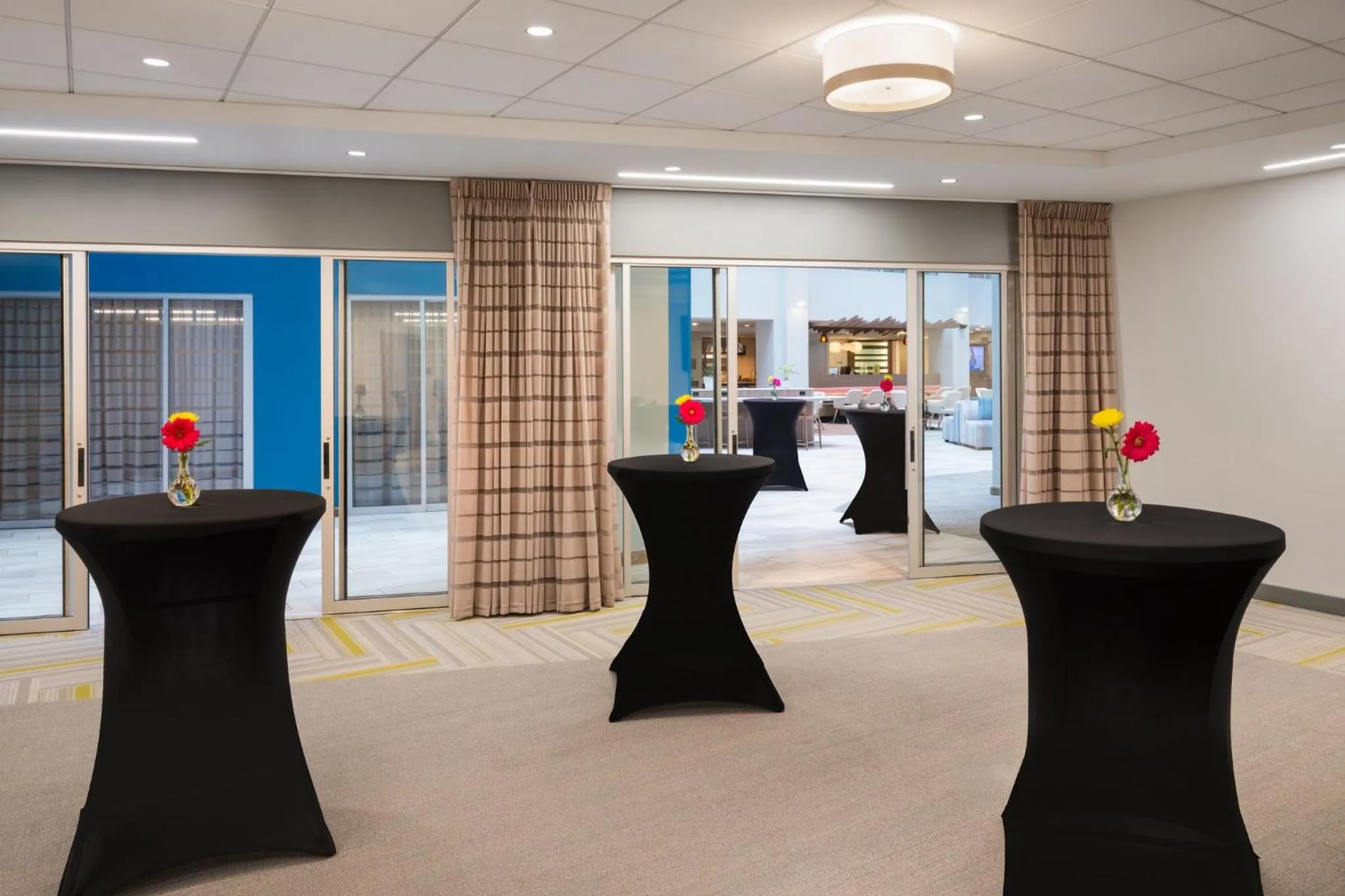 Meeting/conference room in EVEN Hotel Pittsburgh Downtown by IHG