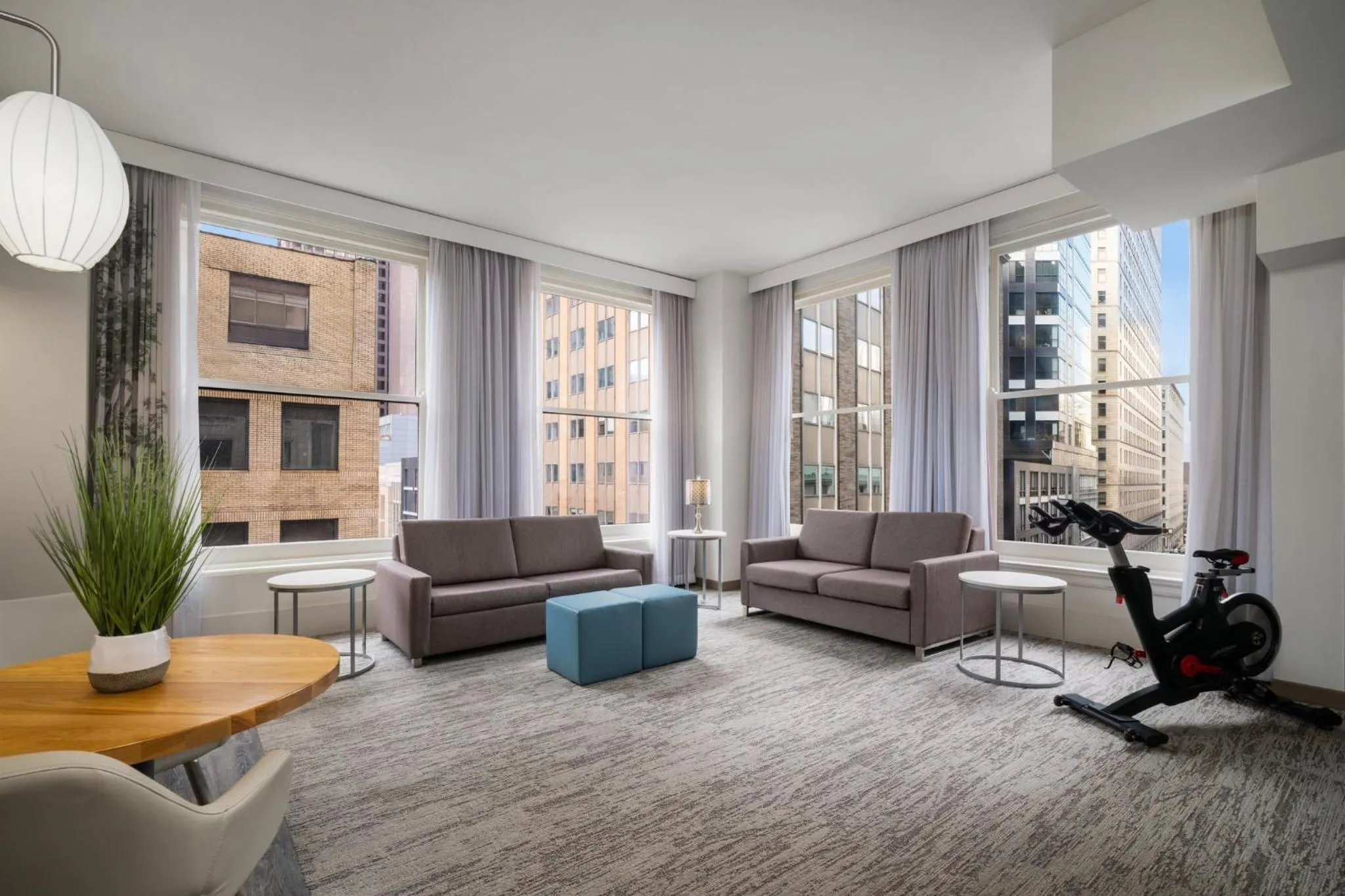 Photo of the whole room in EVEN Hotel Pittsburgh Downtown by IHG