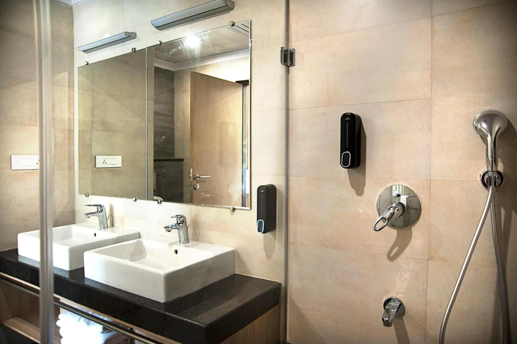 Bathroom in Purple Cloud Hotel