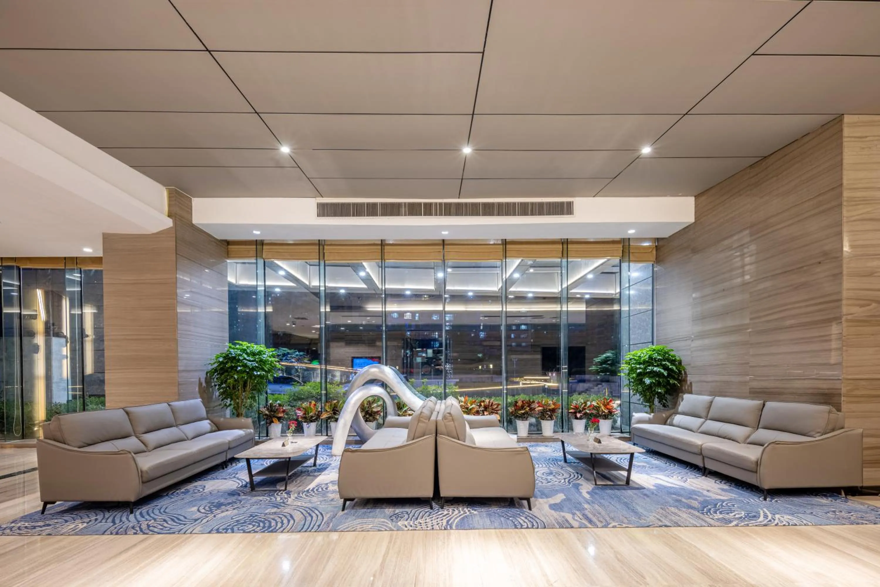 Lobby or reception in Grand Mercure Jinan Sunshine