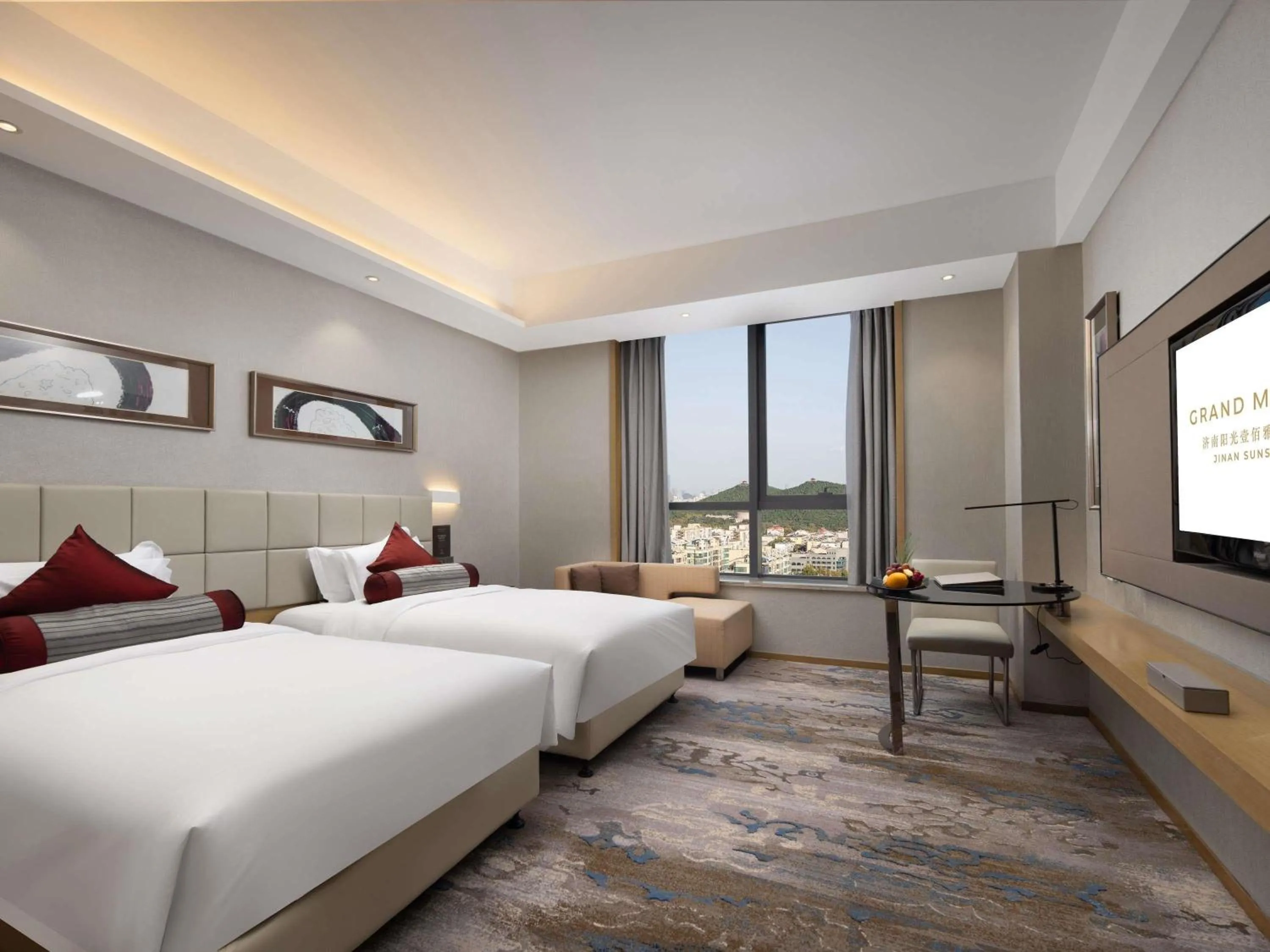 Bedroom, Bed in Grand Mercure Jinan Sunshine