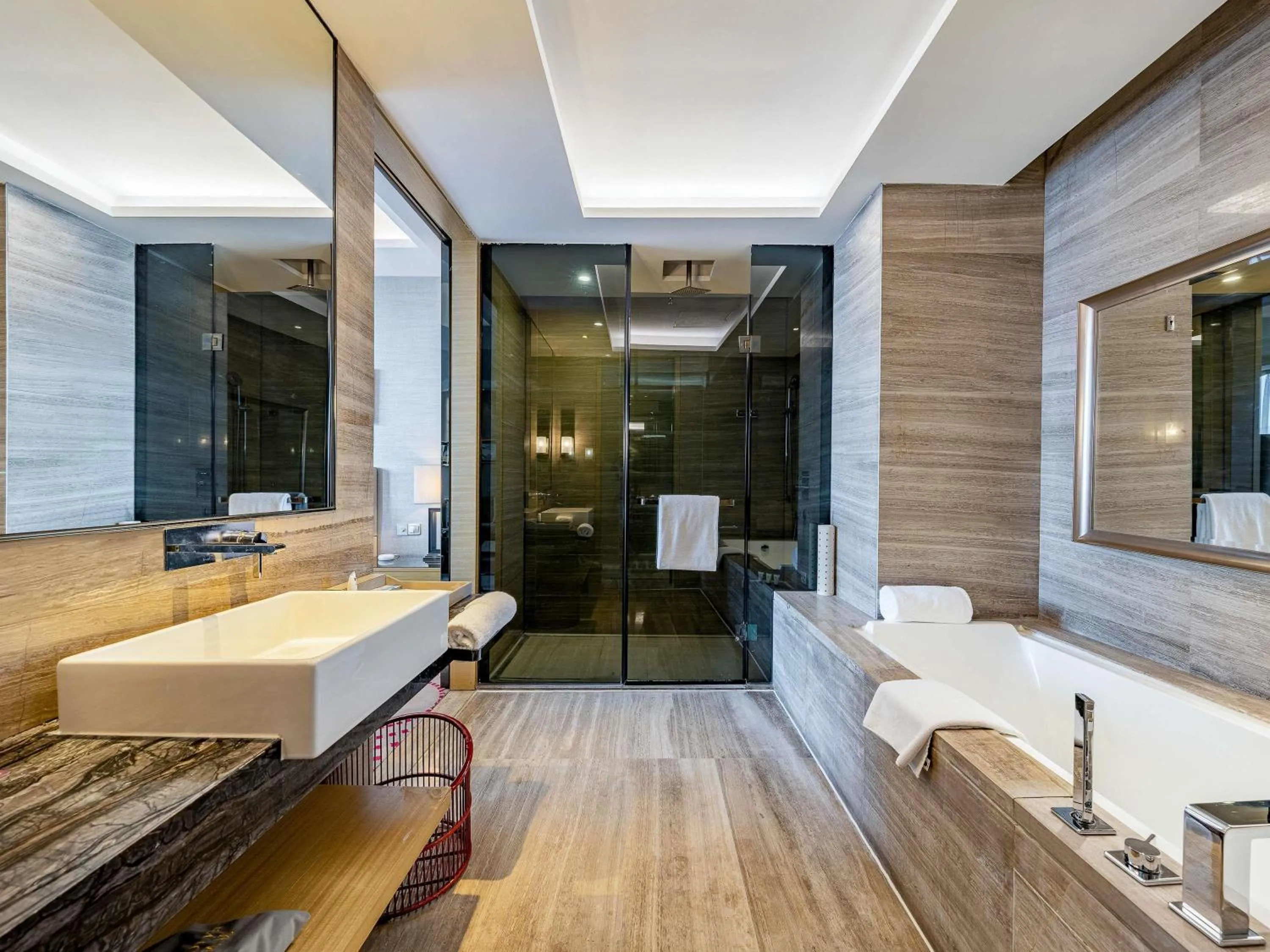 Bedroom in Grand Mercure Jinan Sunshine