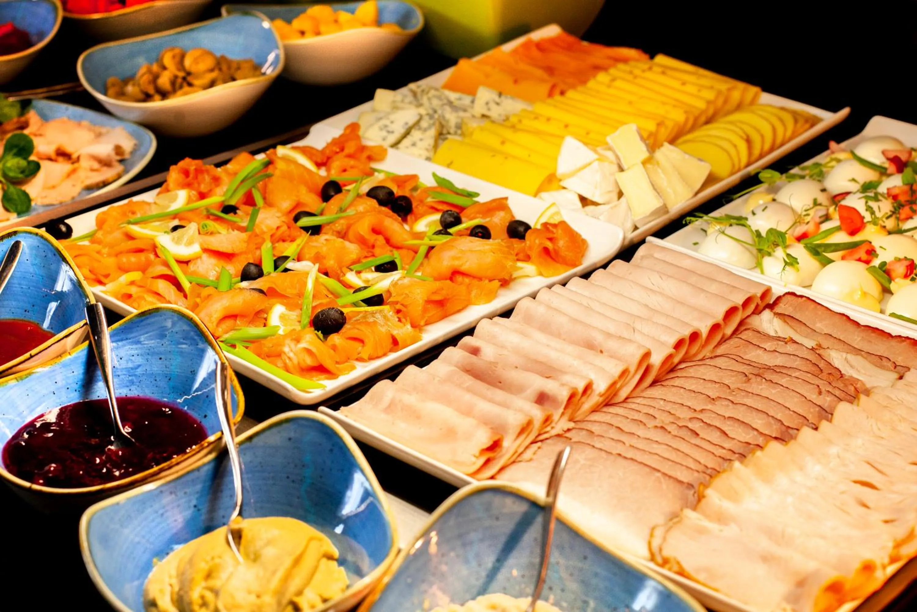 Buffet breakfast in Varsovia Apartamenty Kasprzaka