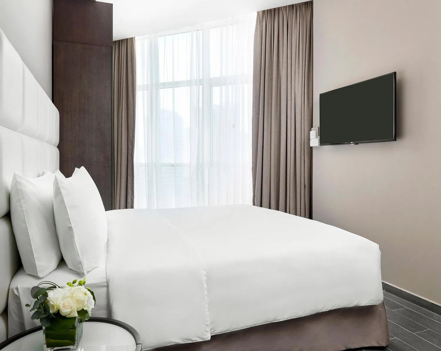 Bed in Staybridge Suites - Doha Lusail by IHG