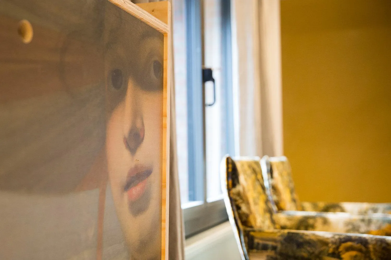 Decorative detail, Bed in Hotel Napoleonschuur