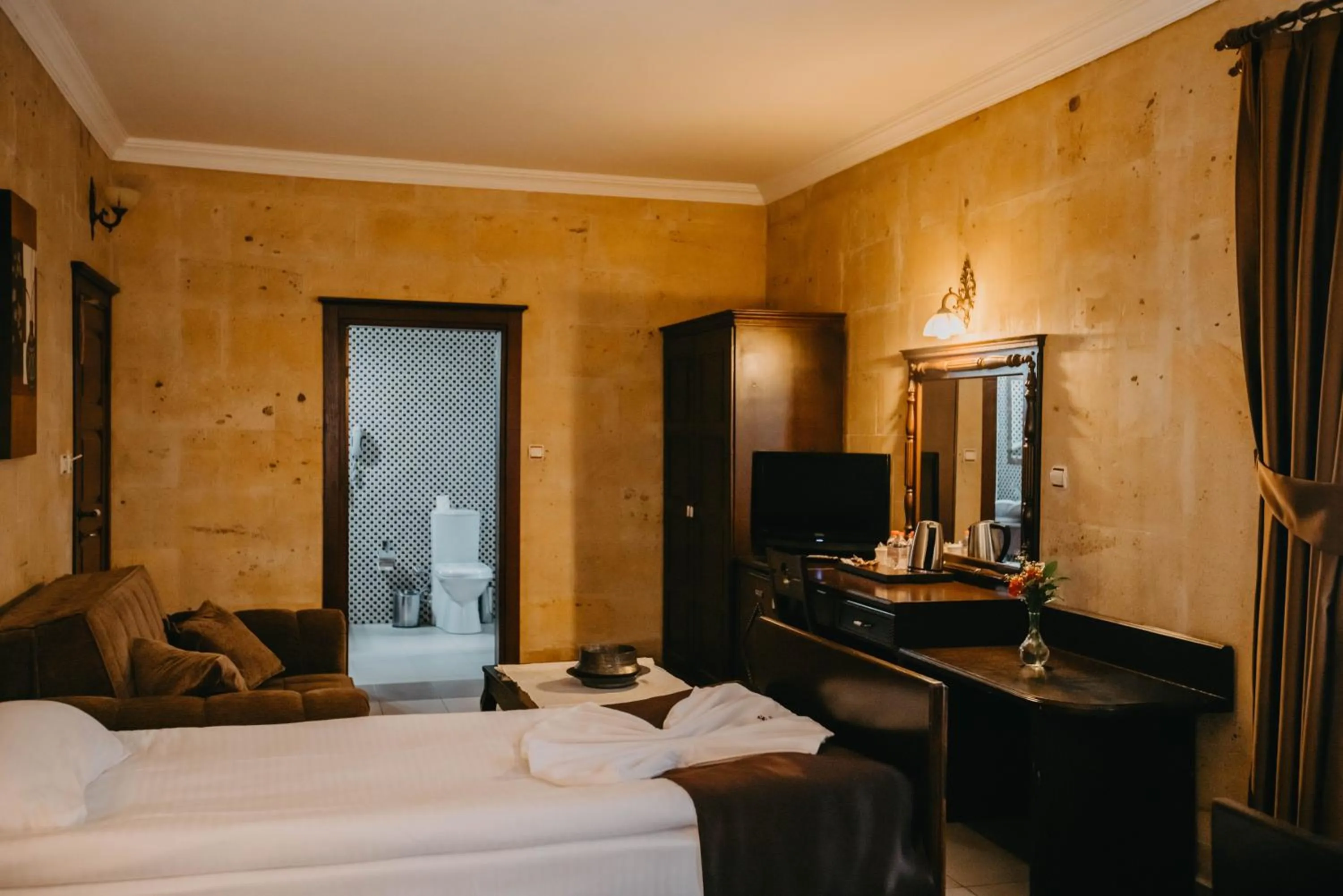 Massage, Bed in Royal Stone Houses - Goreme