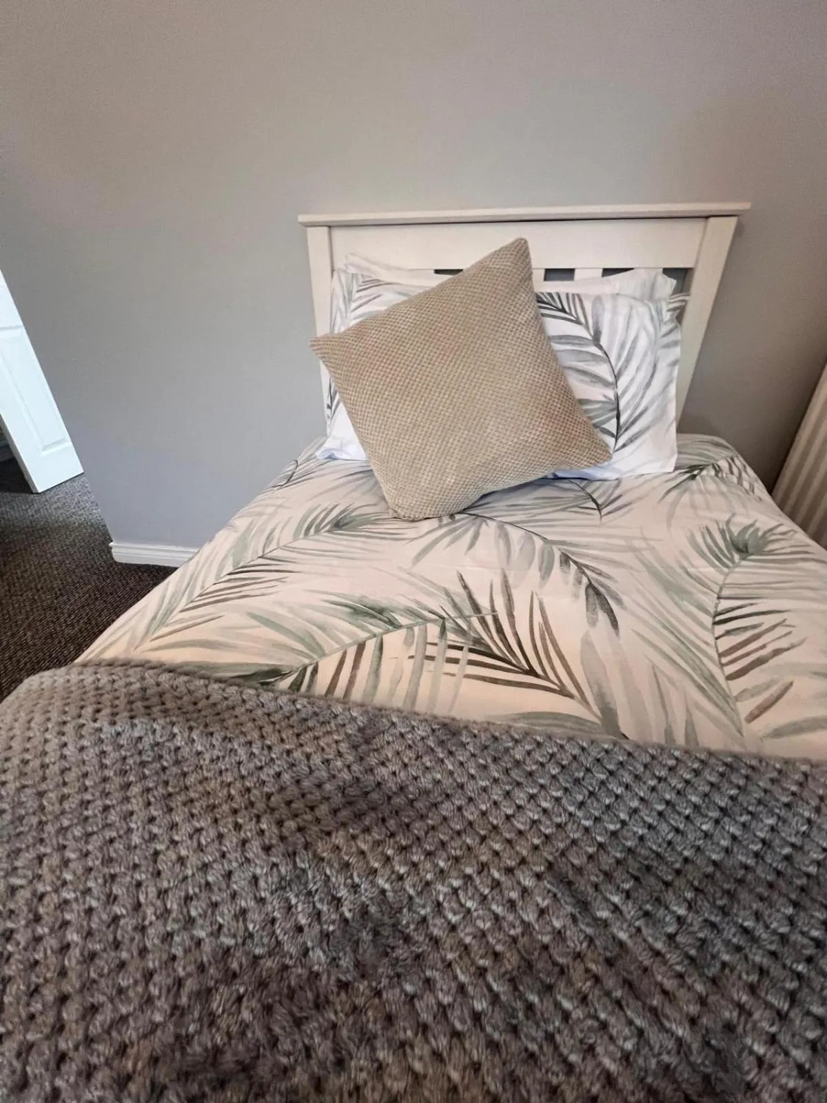 Bedroom, Bed in Rest a While