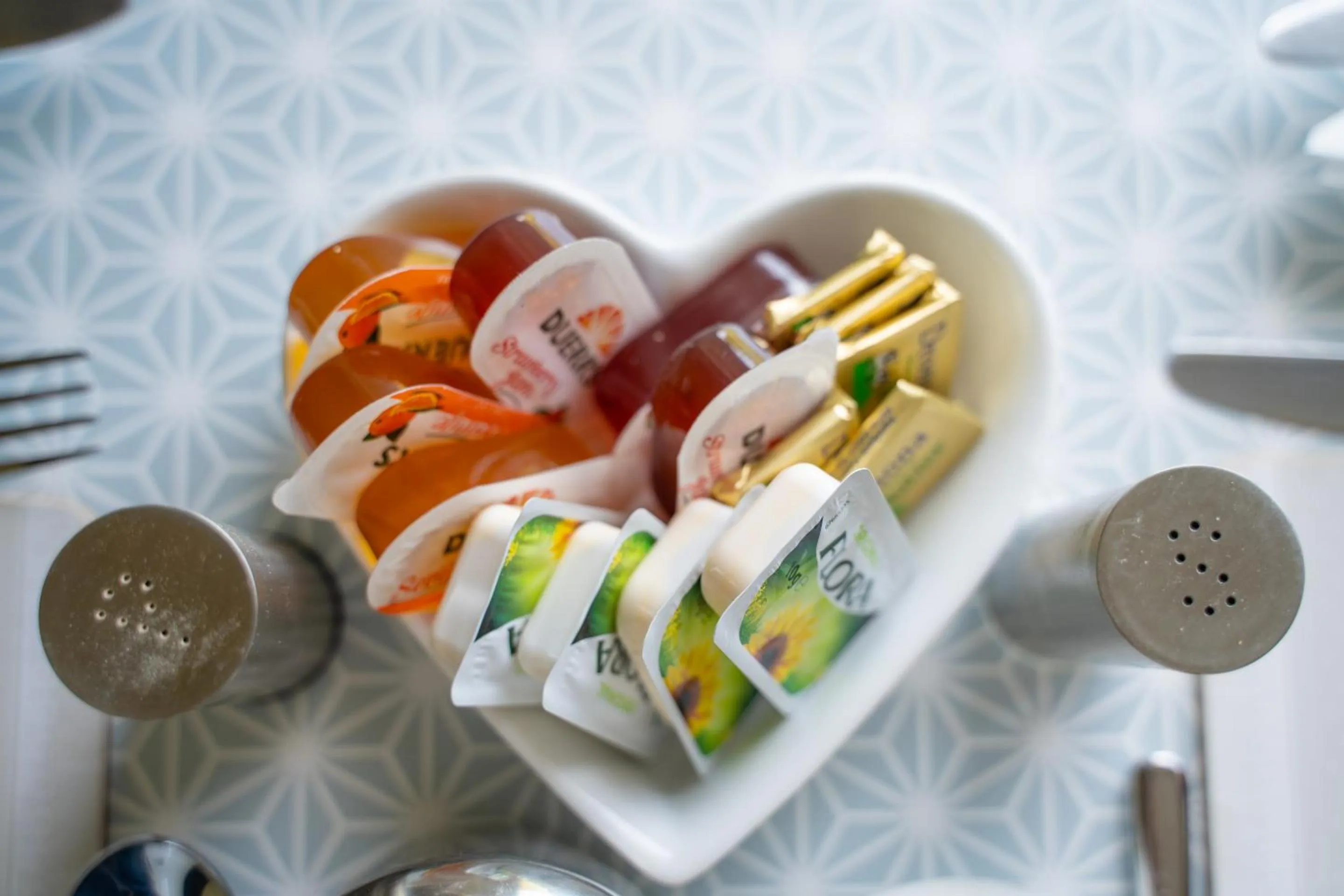 Breakfast in Rest a While