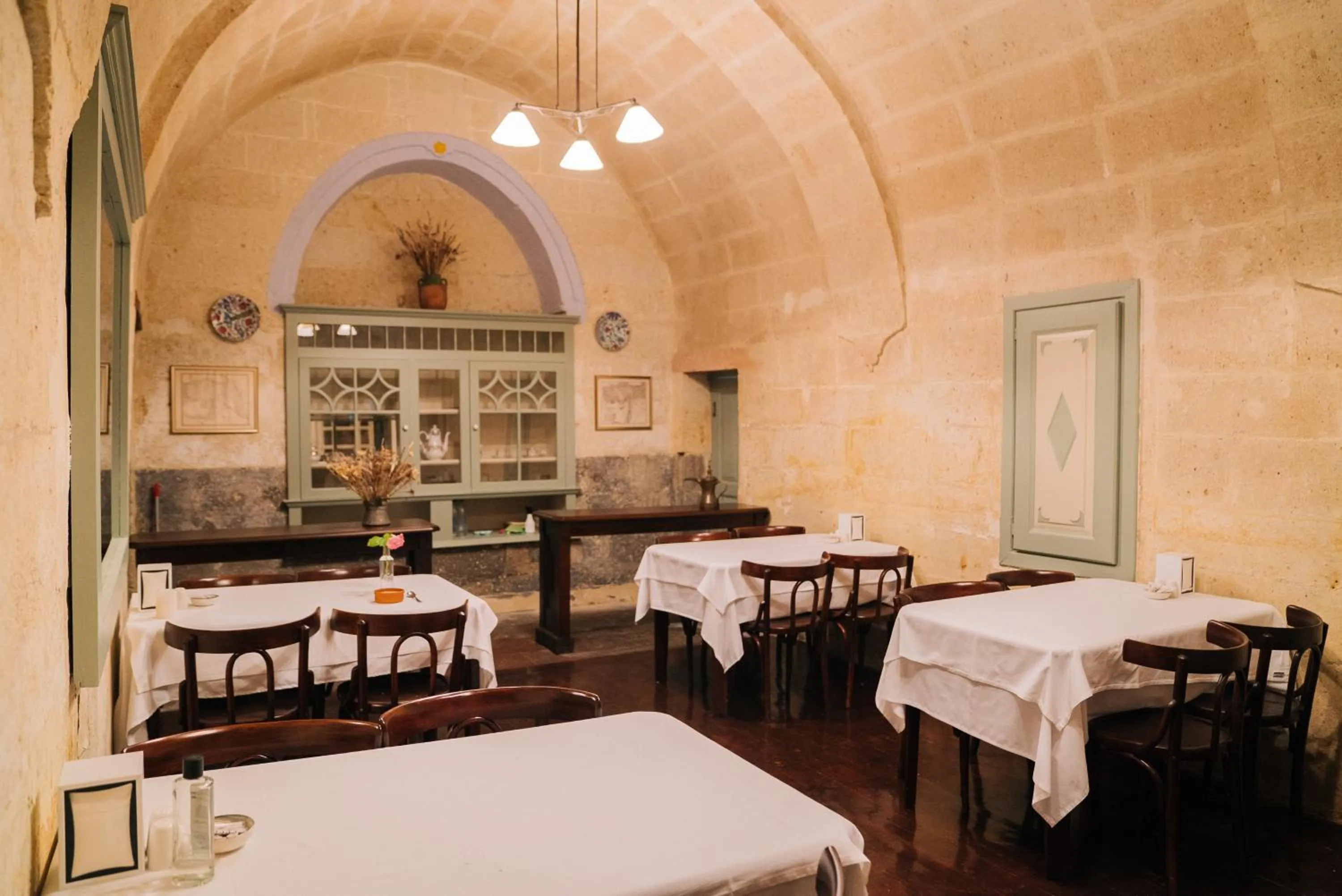 Restaurant/places to eat in Gul Konakları - Sinasos - Special Category