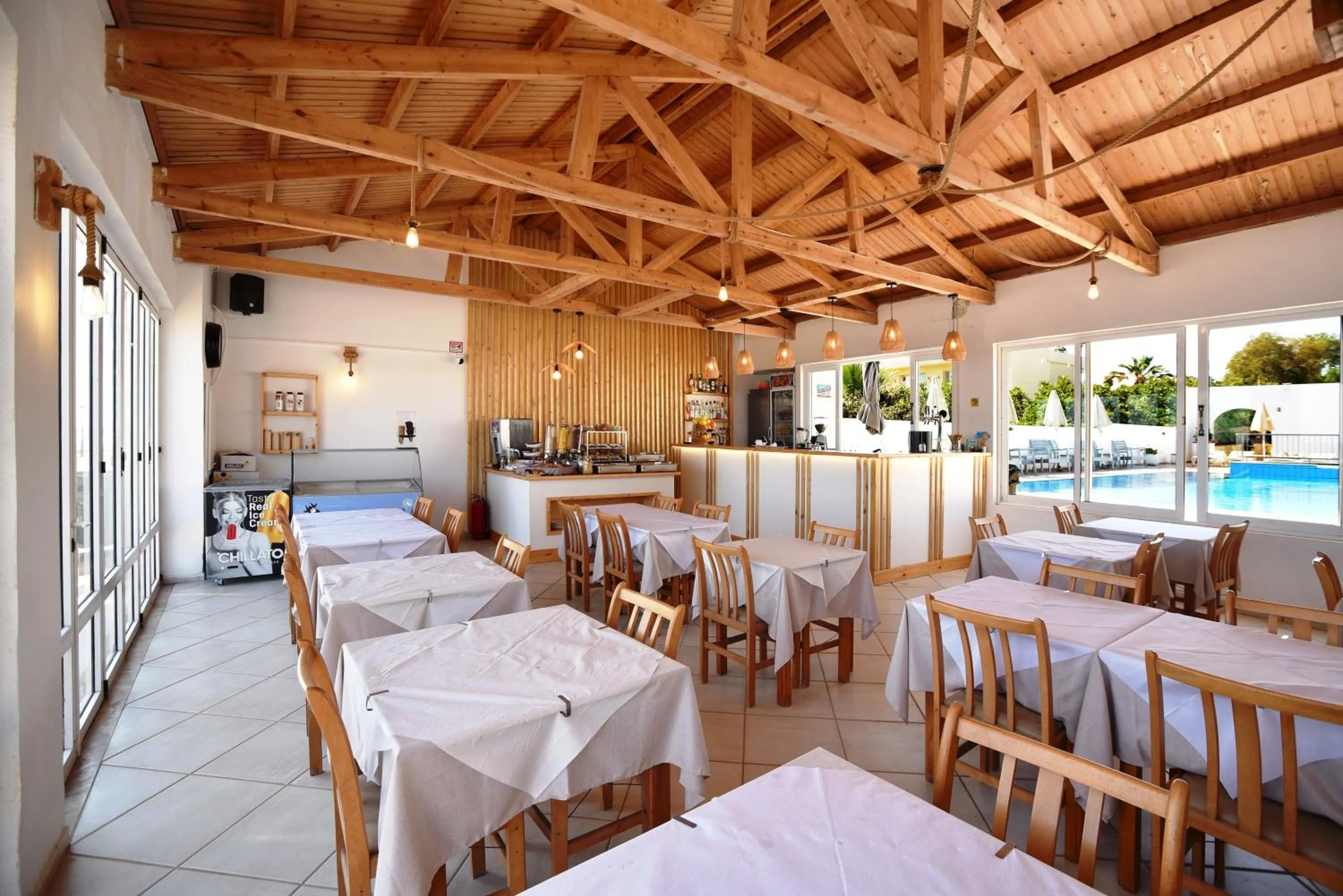 Kasapakis Hotel & Apartments