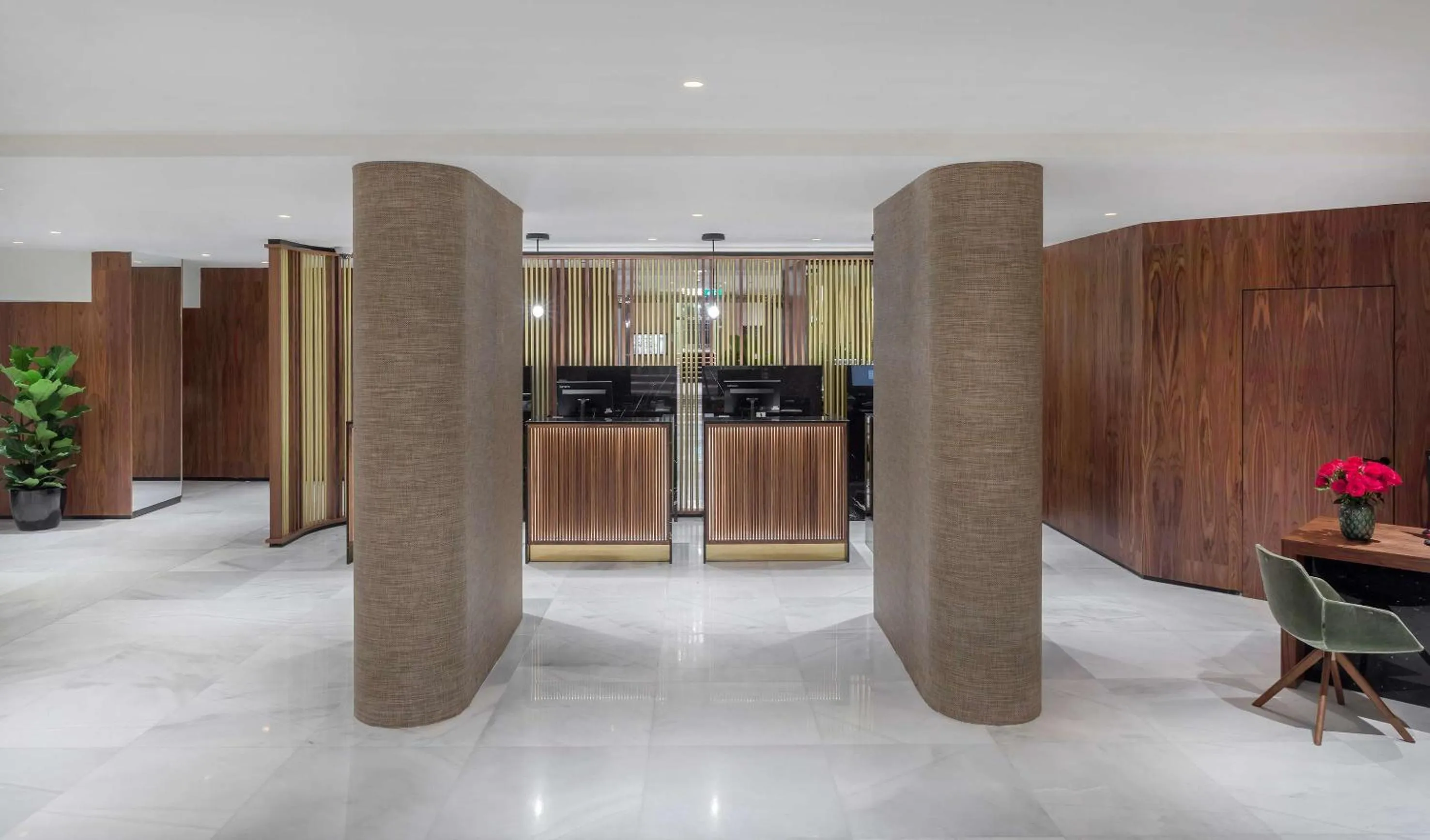 Lobby or reception in Meliá White House Hotel Apartments
