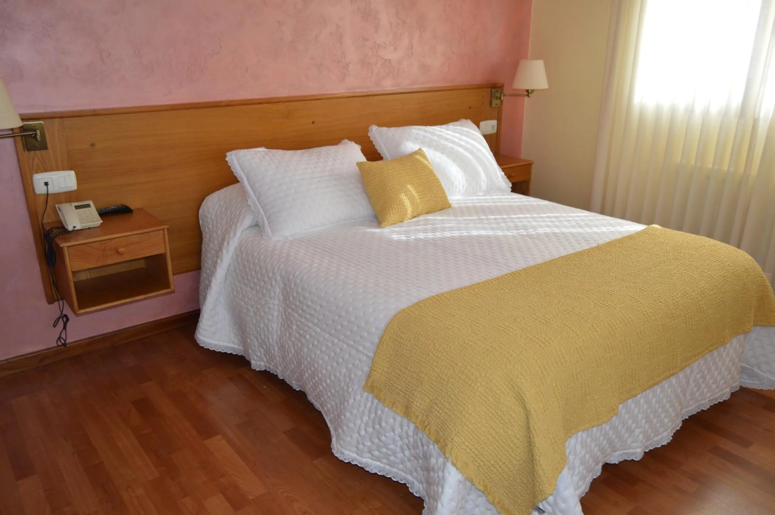 Bedroom, Bed in Hotel Restaurante Val