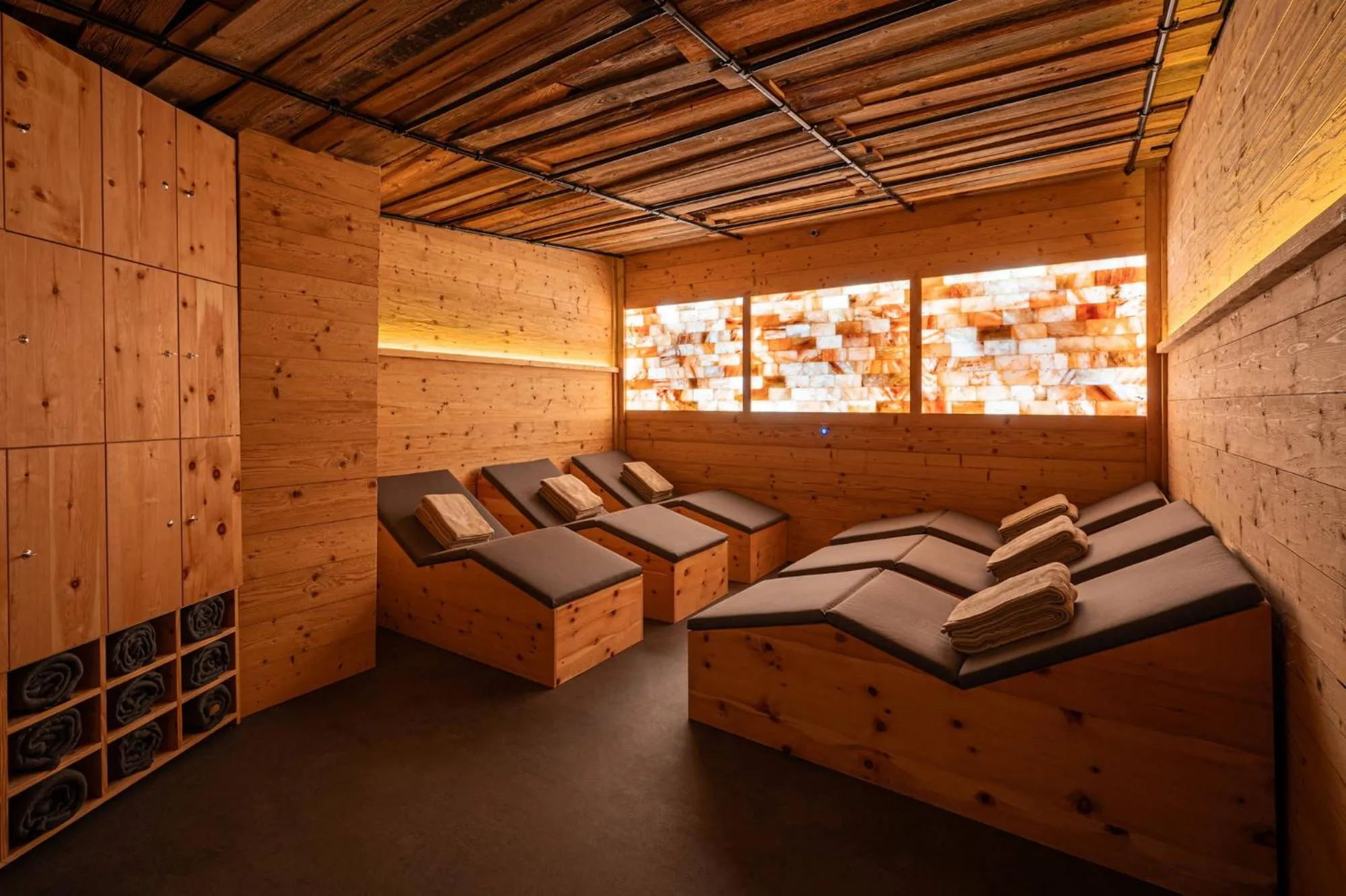 Sauna, Bed in Alpin Lifestyle Hotel Löwen & Strauss