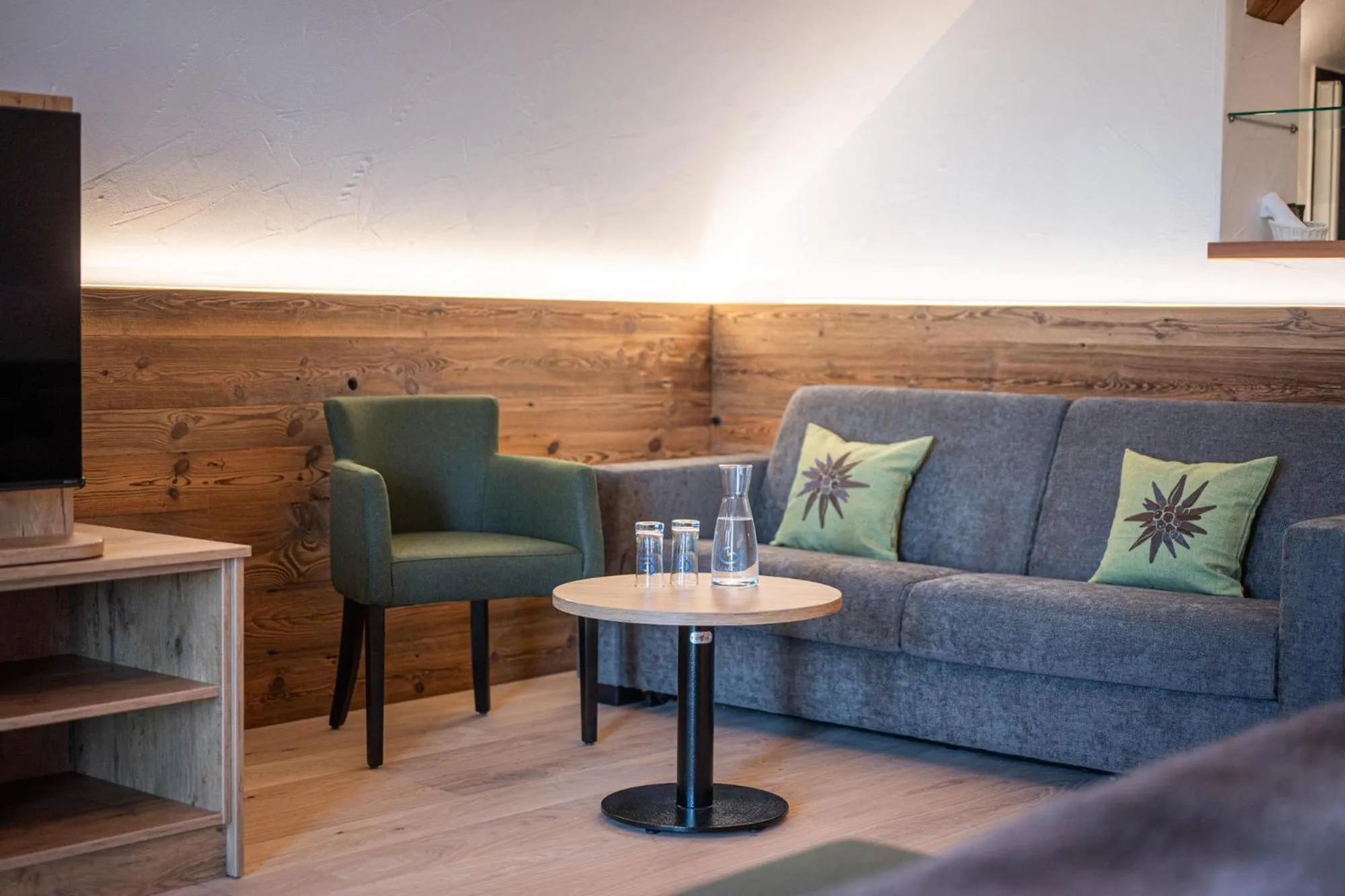 Seating area in Alpin Lifestyle Hotel Löwen & Strauss